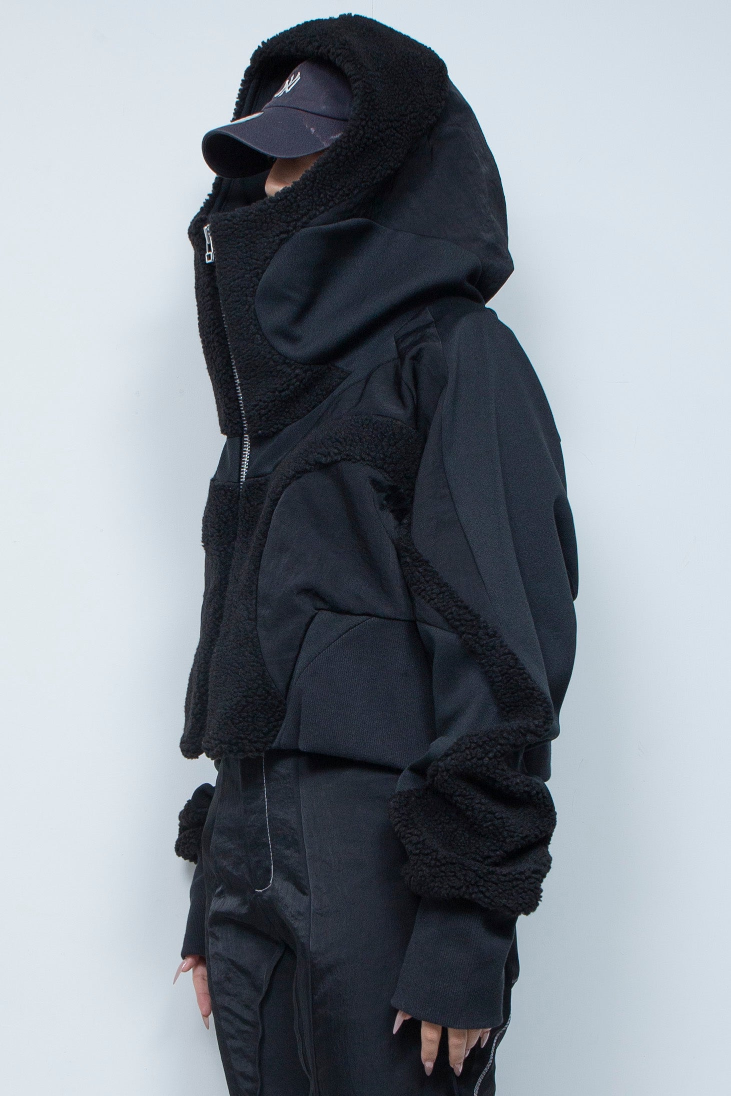 トップス BALMUNG グラフィックメッシュトップ - Yellow – BALMUNG