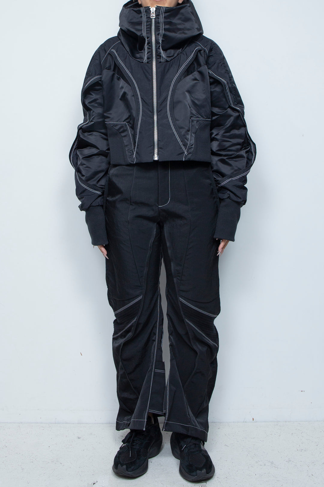 重ねショートフーディ BLACK