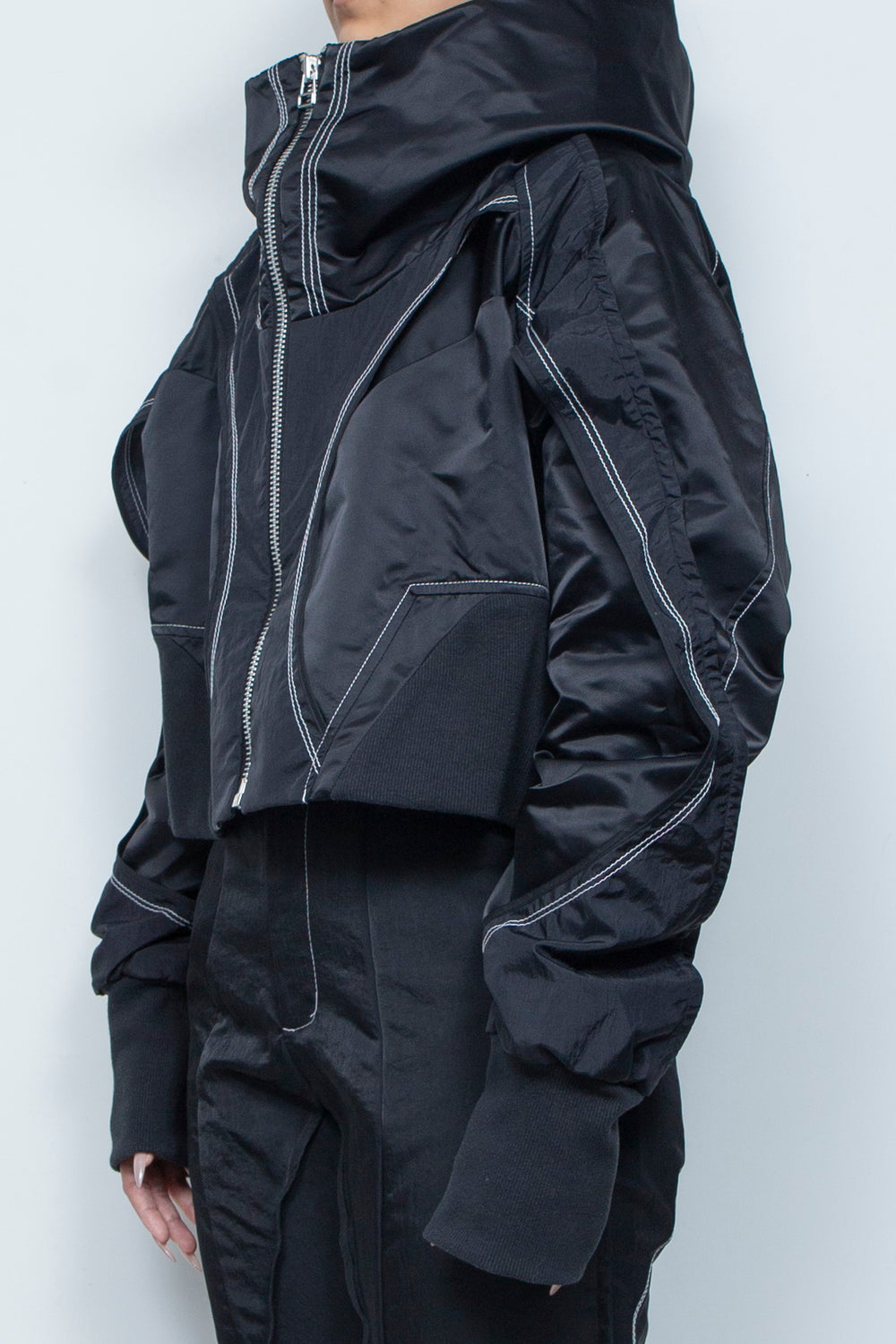 重ねショートフーディ BLACK