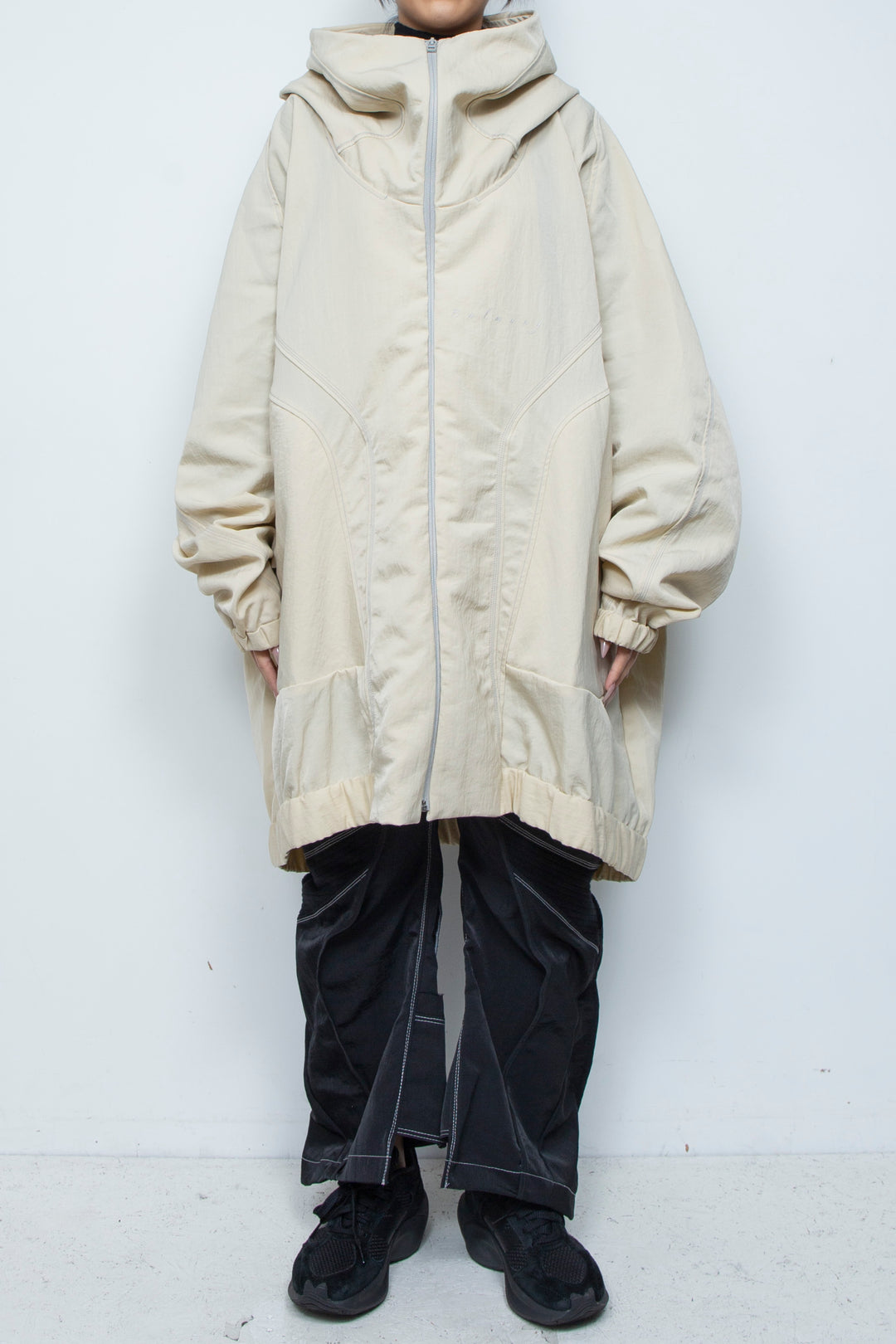 ハイネックビッグパーカーBEIGE