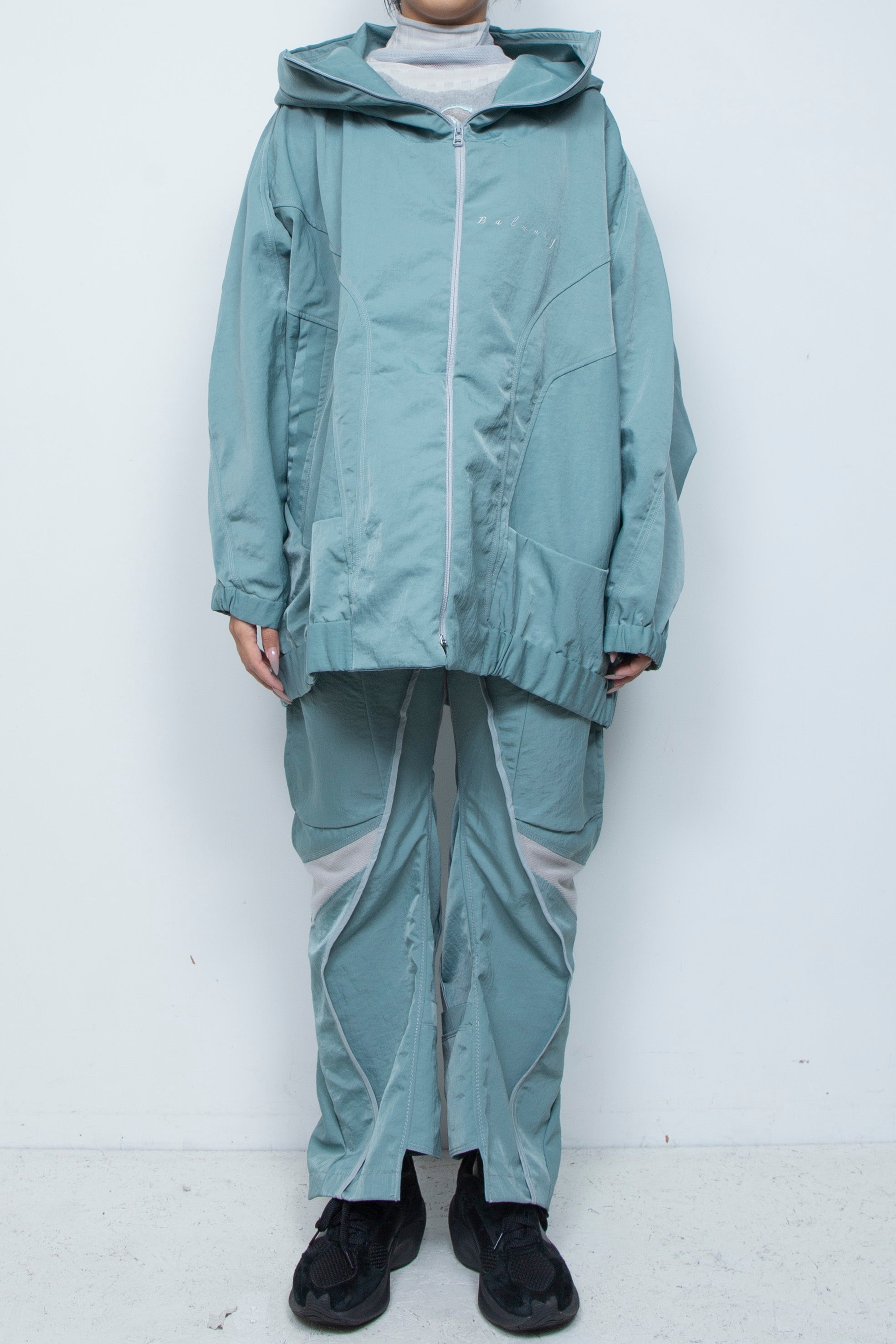 ハイネックビッグパーカー Grey / BALMUNG（バルムング）通販 店舗