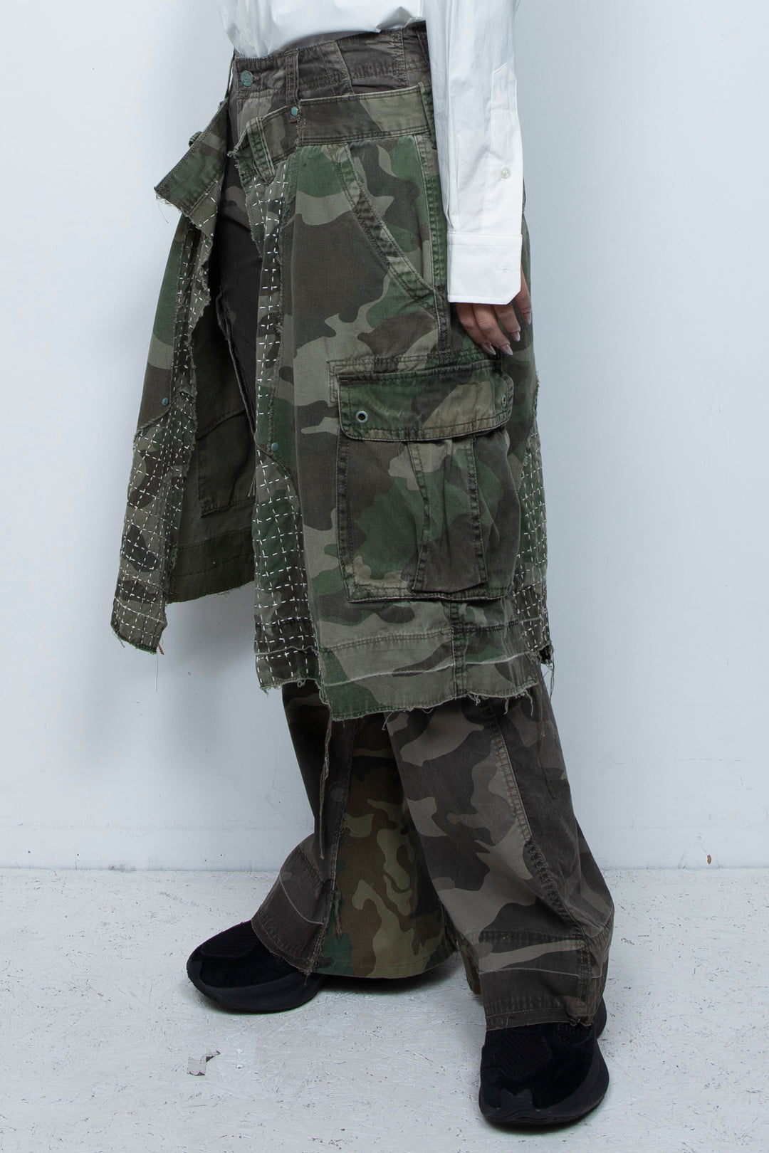 WRAPPED SASHIKO FLARE CAMO PANTS
