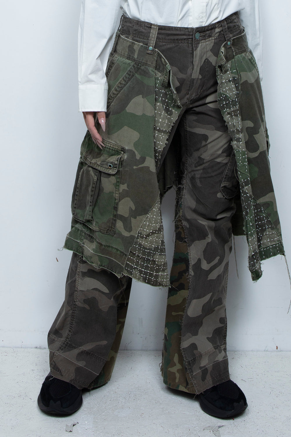 WRAPPED SASHIKO FLARE CAMO PANTS