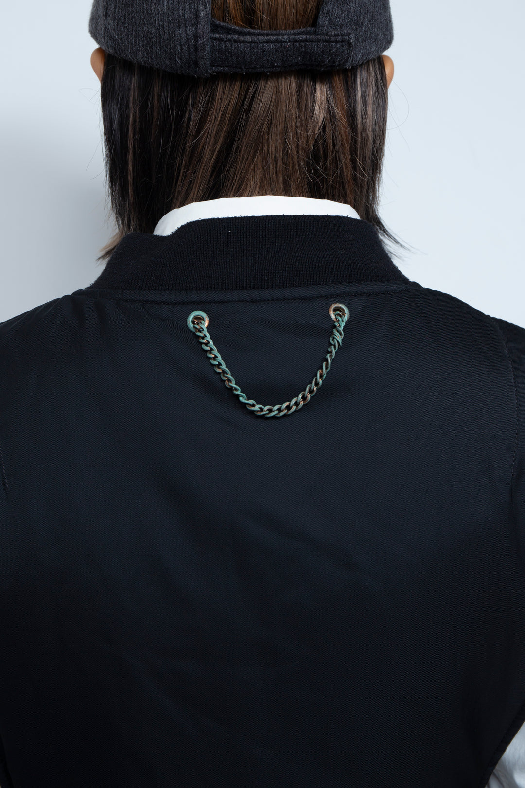 CUTOUT KATAGINU MA-1 VEST