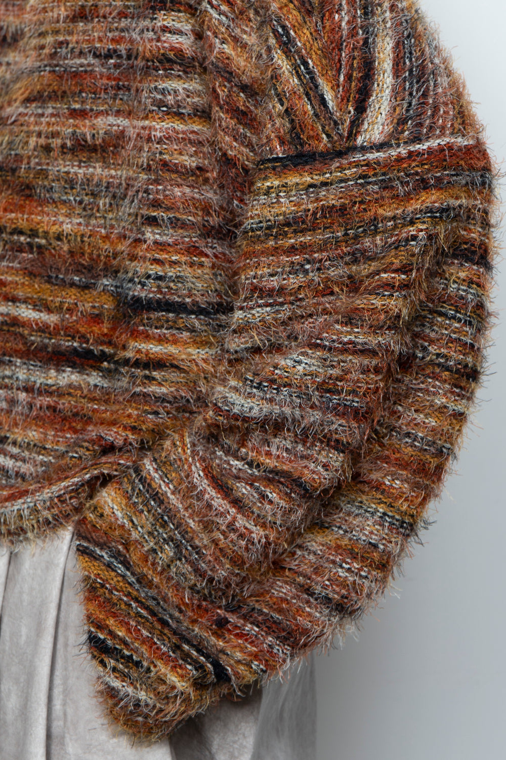 Gradation Pullover Knit LA25AW015 KAHKI