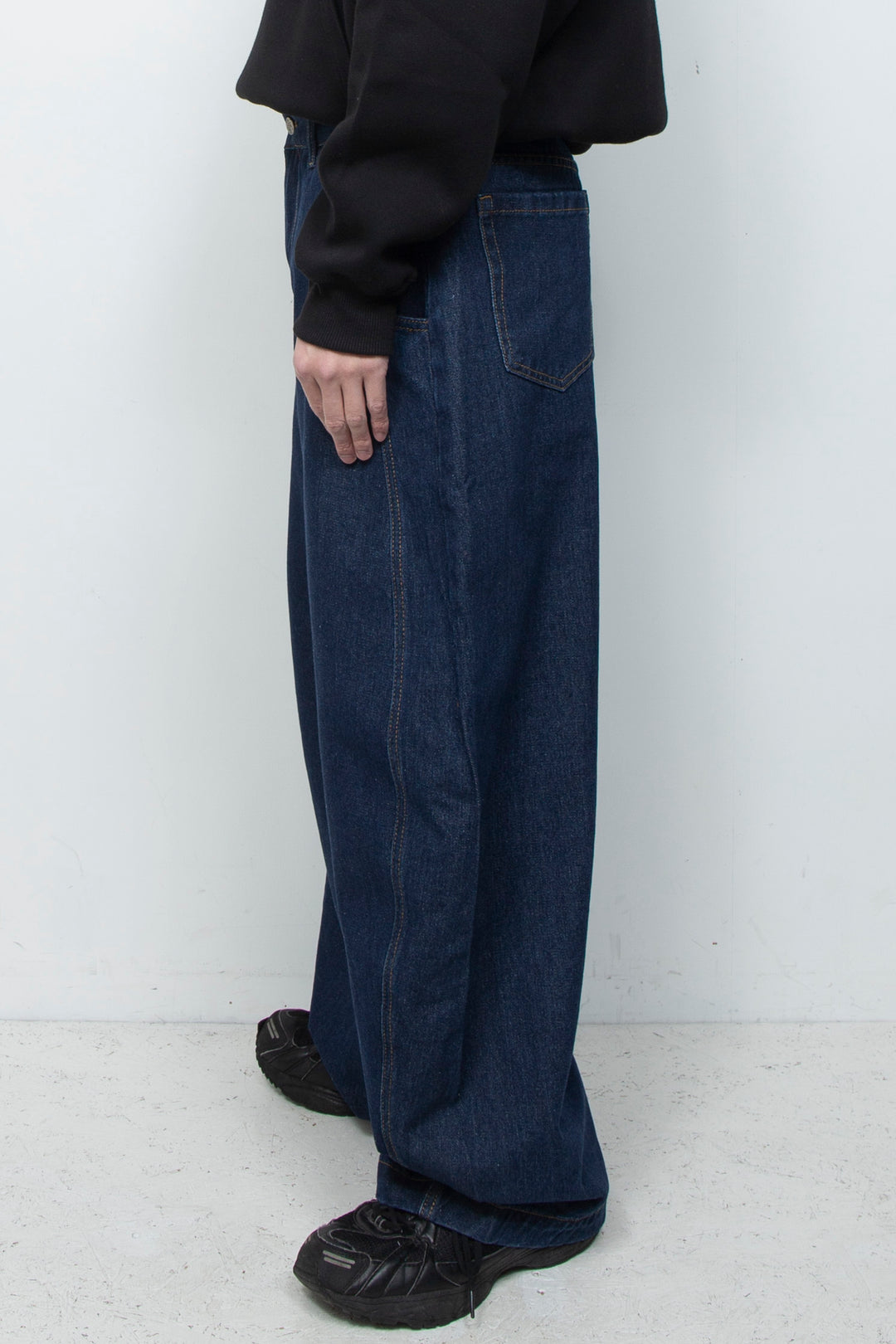 BARREL LEG JEANS (INDIGO)