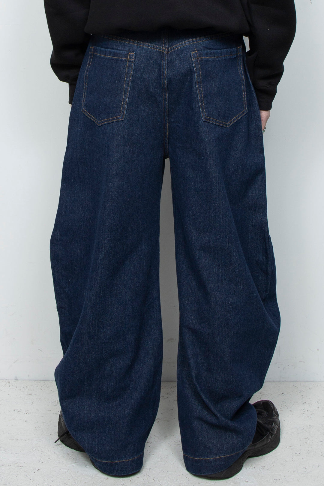 BARREL LEG JEANS (INDIGO)