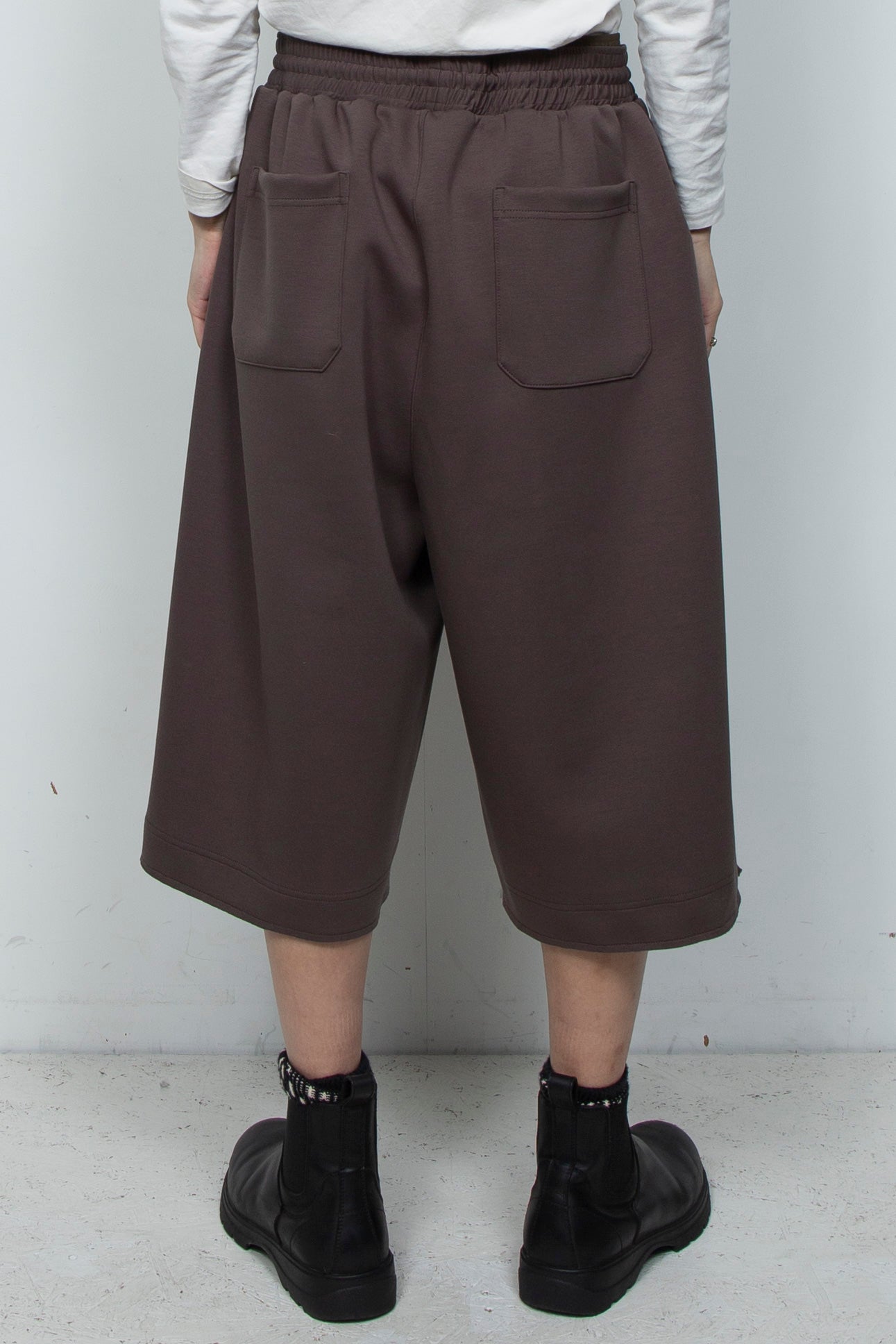 未使用 arenotis アーノッティーズ Western-Cut Double-Knit Baggy Shorts SS26PT-03 ショートパンツ ブラック 黒 1 71016153 Western-Cut Double-Knit Baggy Shorts TAUPE / arenotis(アー