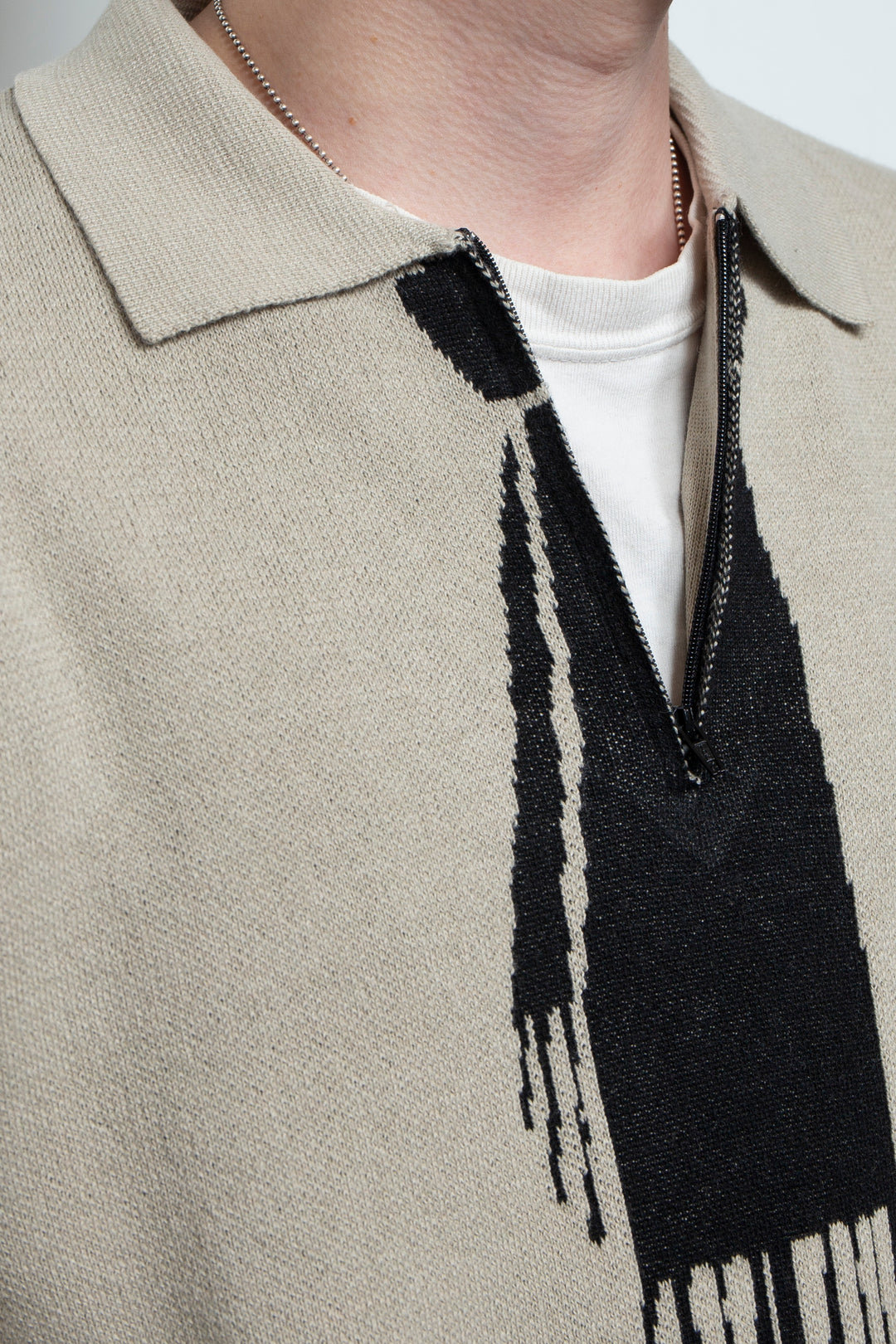 Tie Hook Flower Two tone Sweater CAMEL