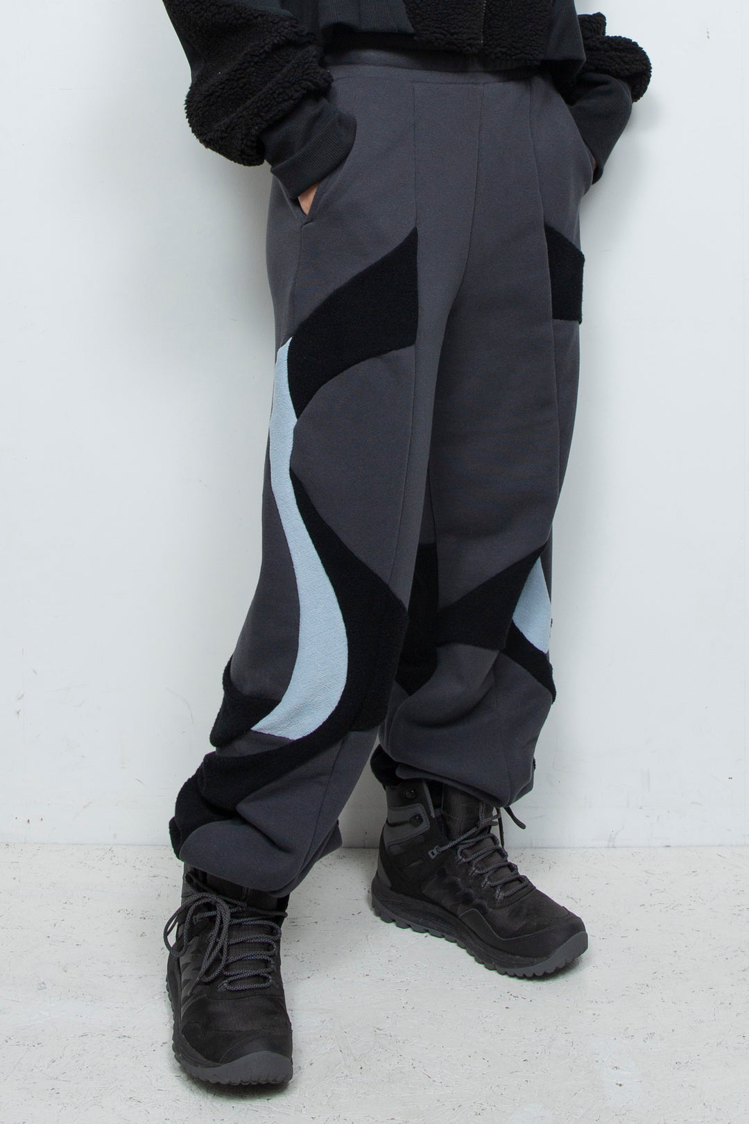 フロウスウェットパンツ BLACK