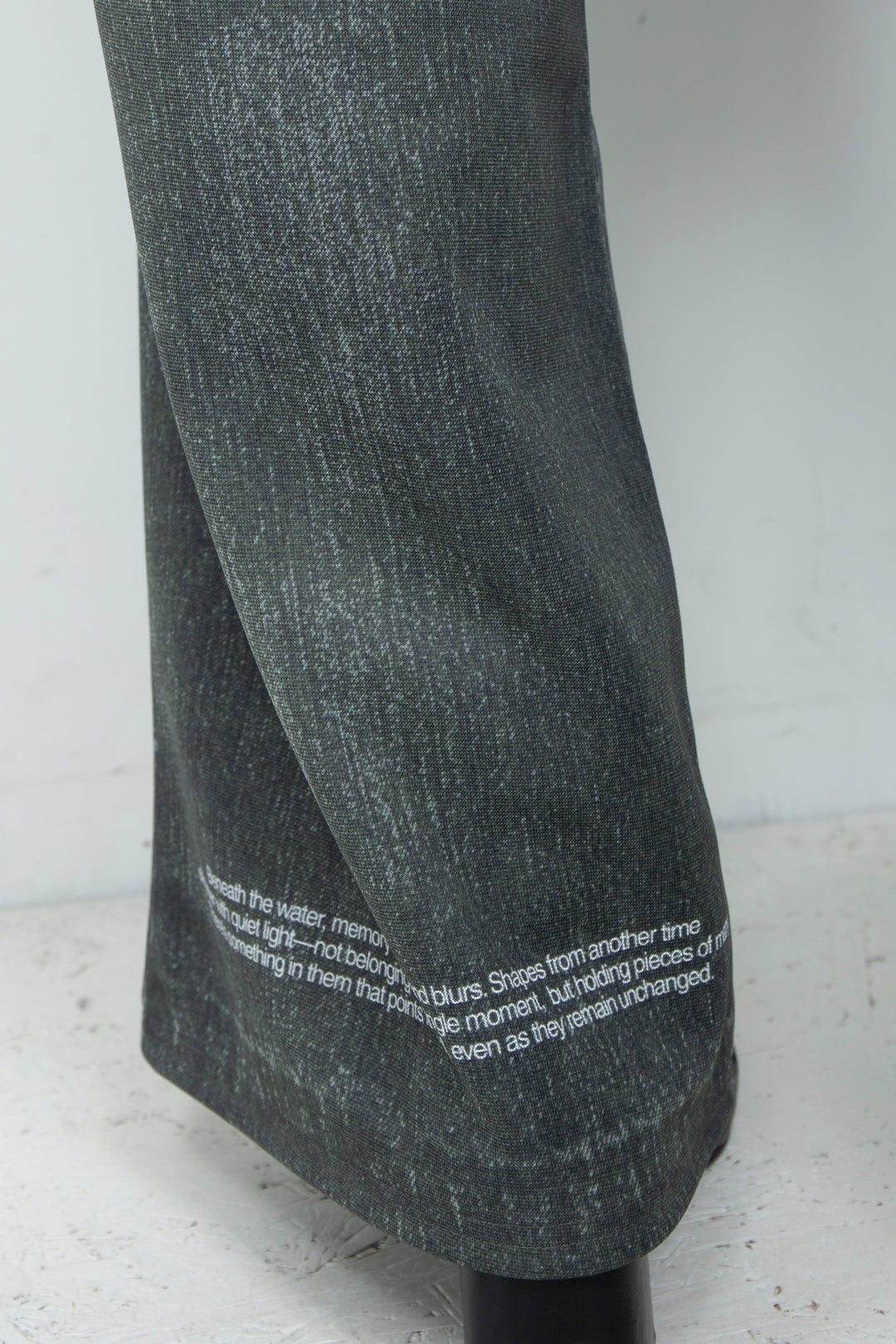 OVERSIZED TRACK PANTS GRAY