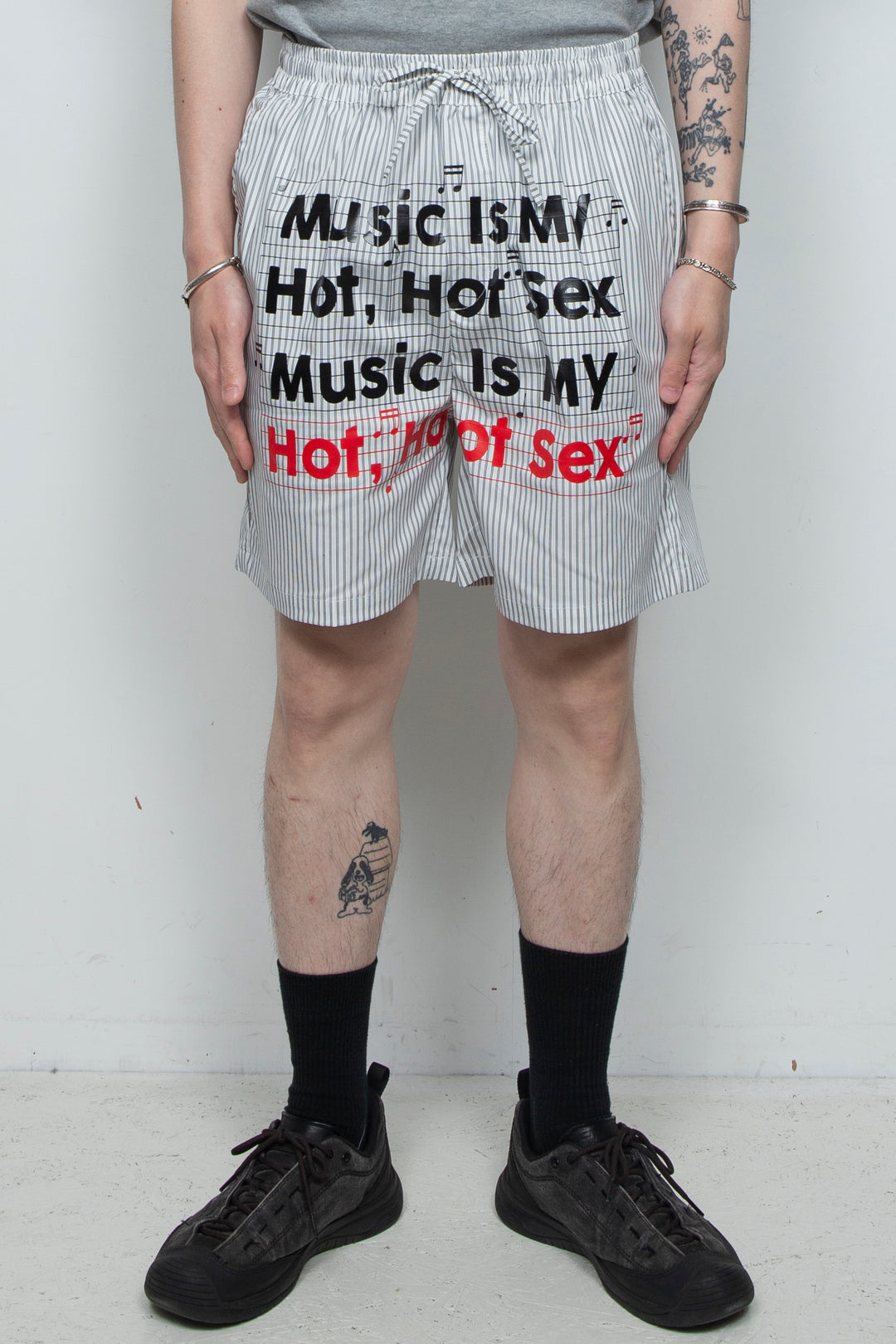 Love music Aro pants