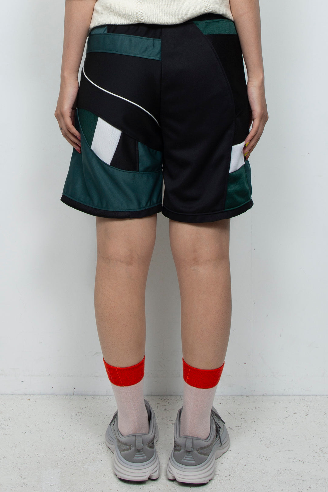Universal Shorts Green×Black