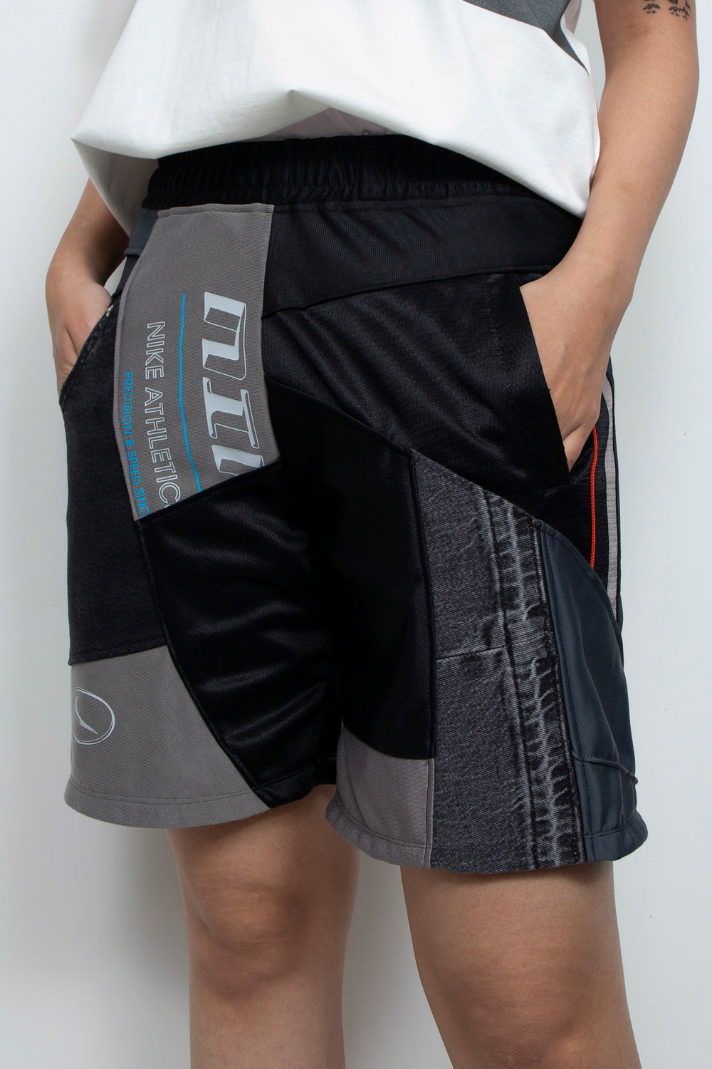Universal Shorts Black Mix