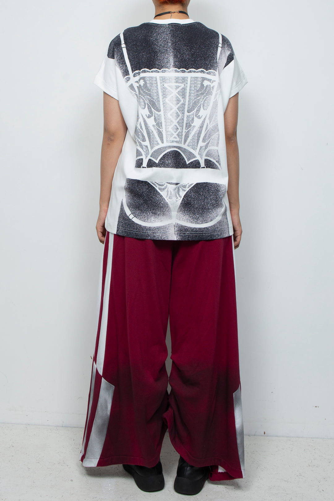 Interesting printed two-color T-shirt White