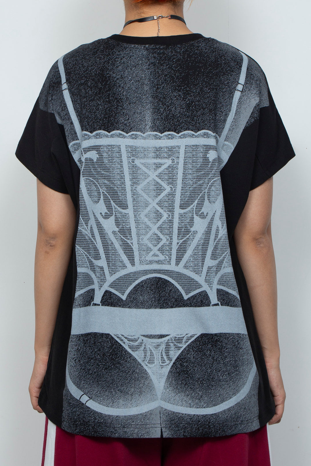 Interesting printed two-color T-shirt Black