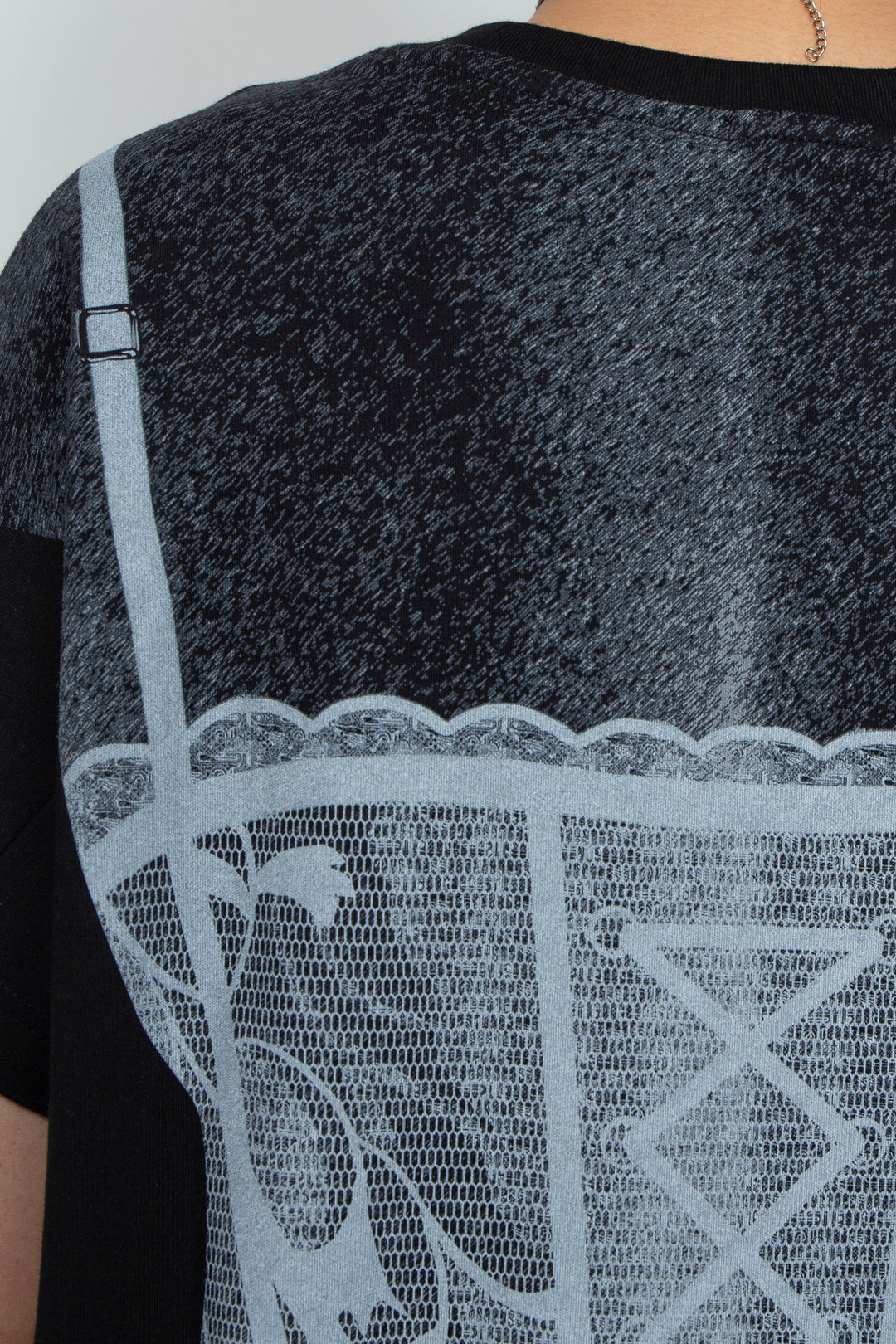 Interesting printed two-color T-shirt Black