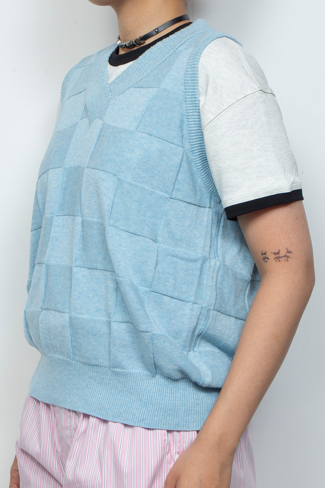 Lace knitted vest