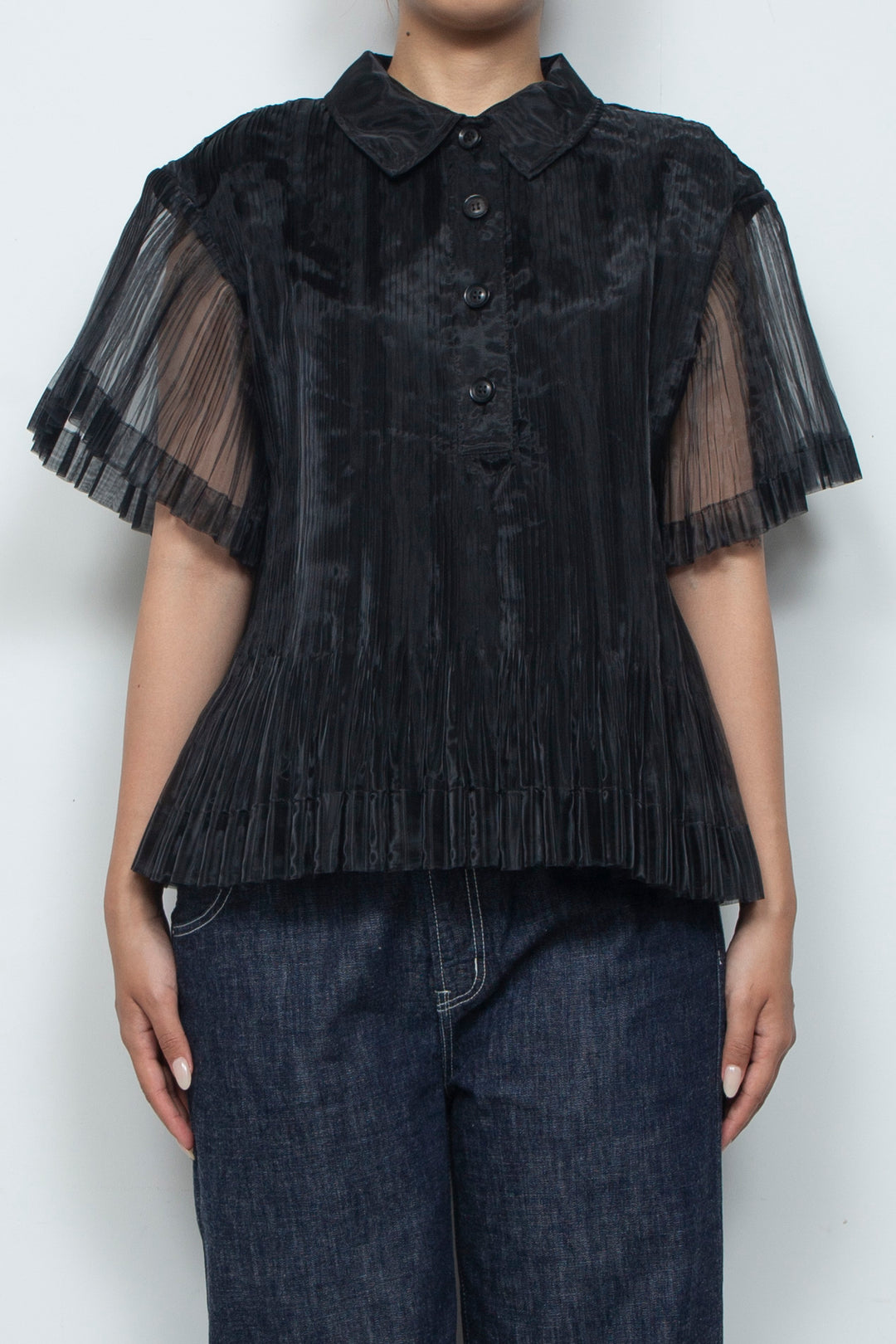 petal tops black
