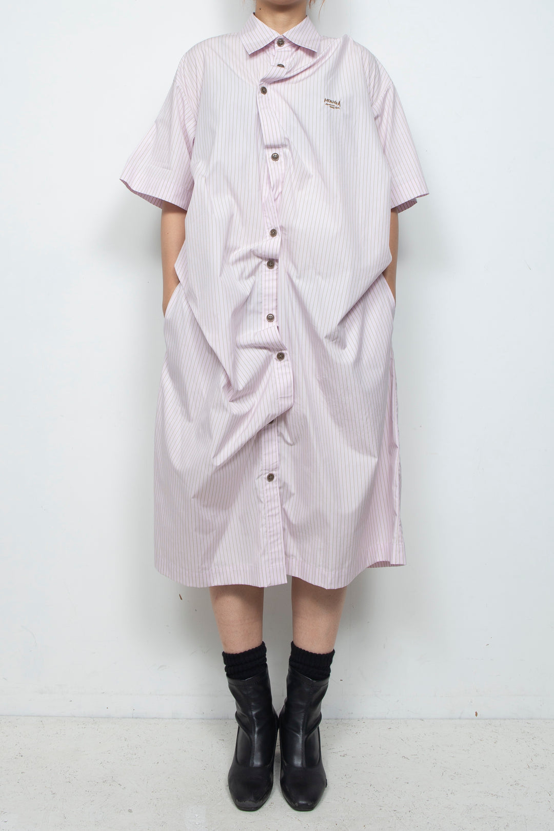 sign dress pink stripe