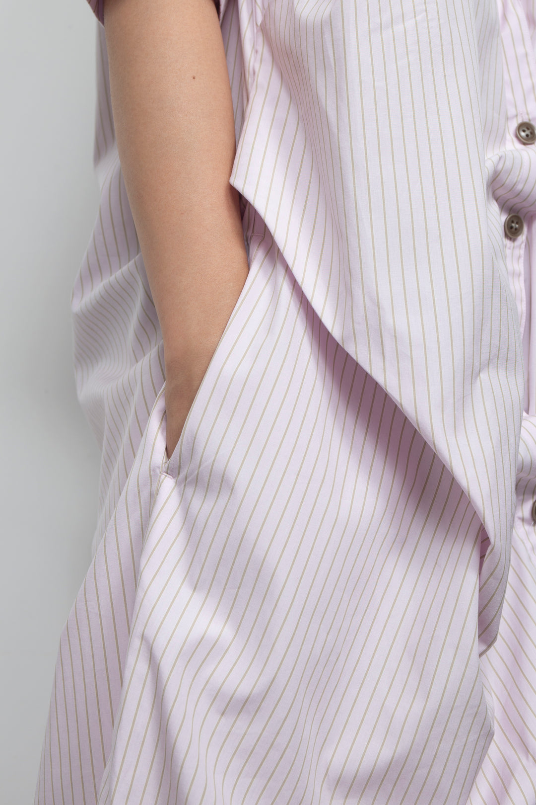 sign dress pink stripe