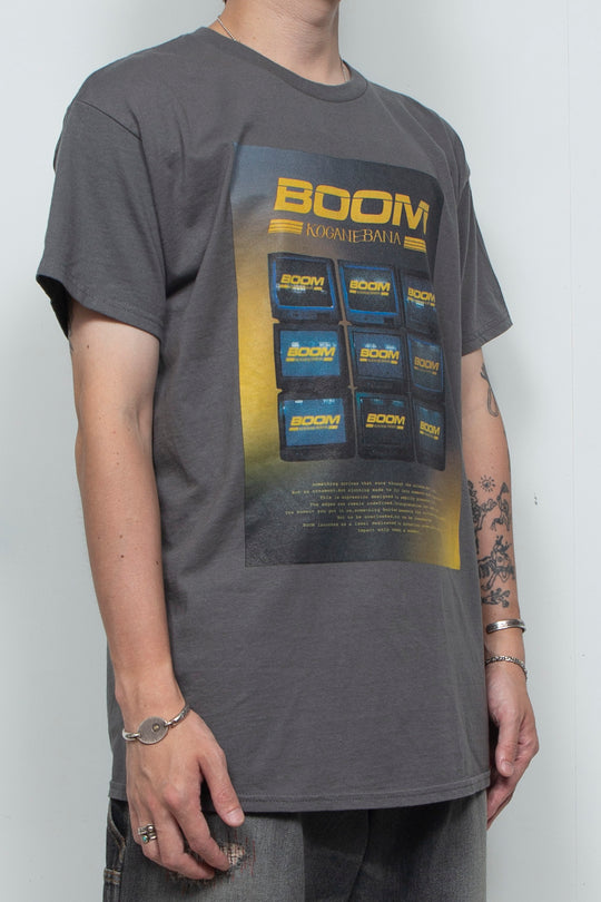 "BOOM KOGANEBANA" T-shirt CHARCOAL