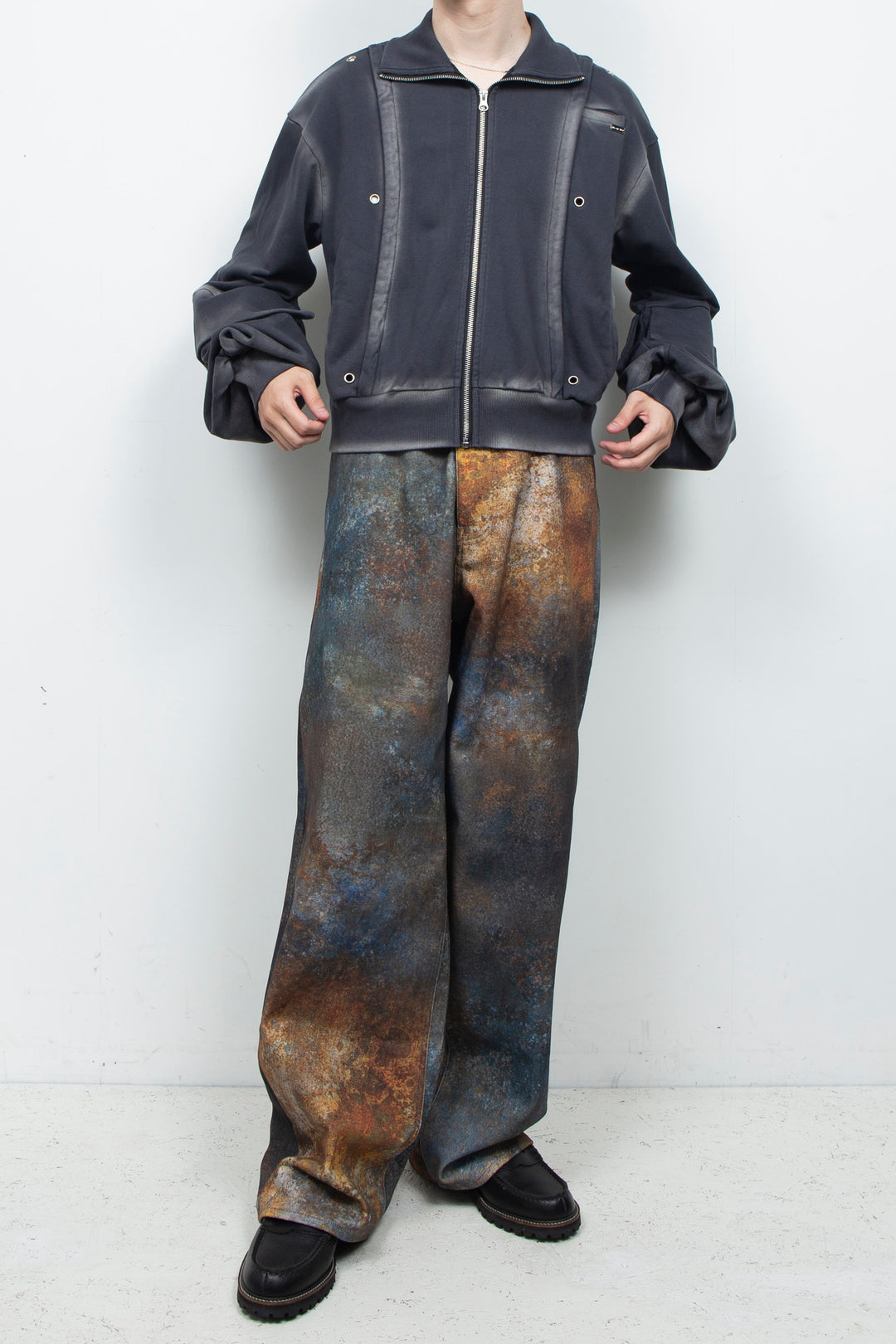 Shadow Effected Sweatshirt Blouson Charcoal
