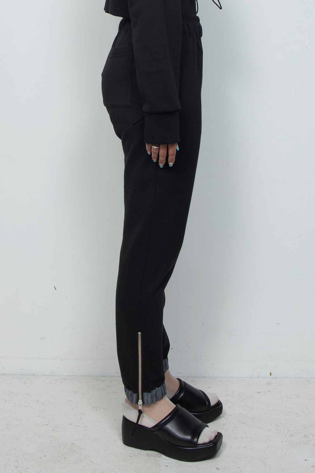 260215 PANTS BLACK