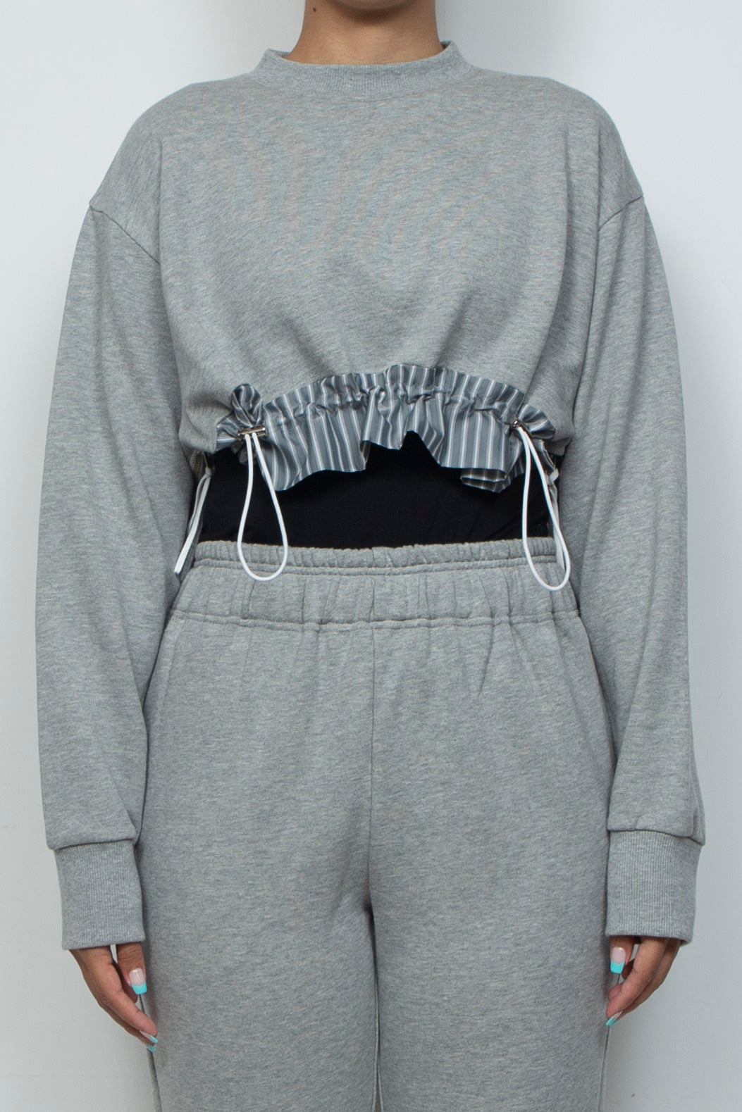 260213 SHORT TOPS GRAY