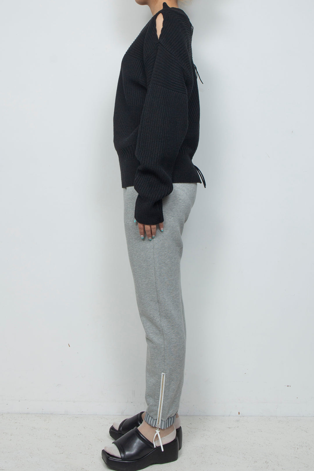 260210 HN TOPS BLACK