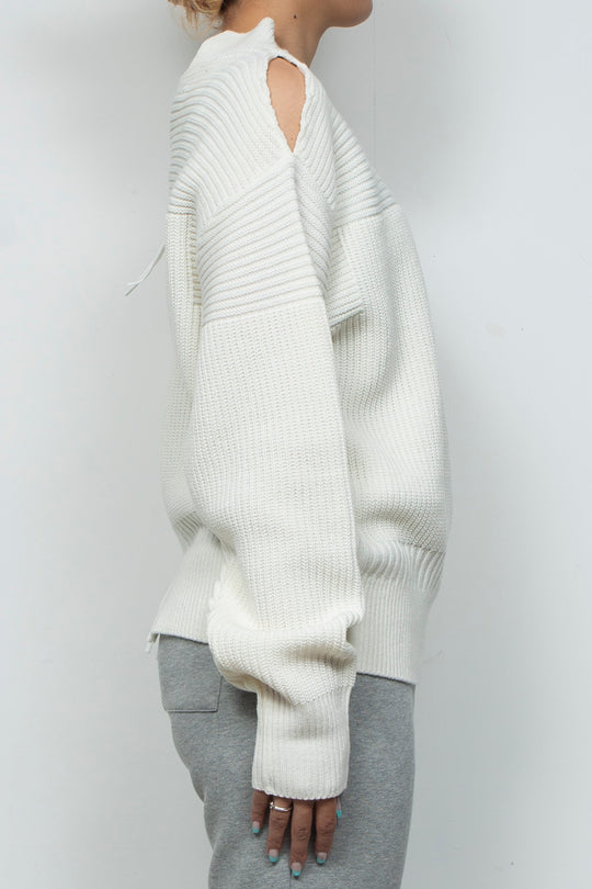 260210 HN TOPS WHITE