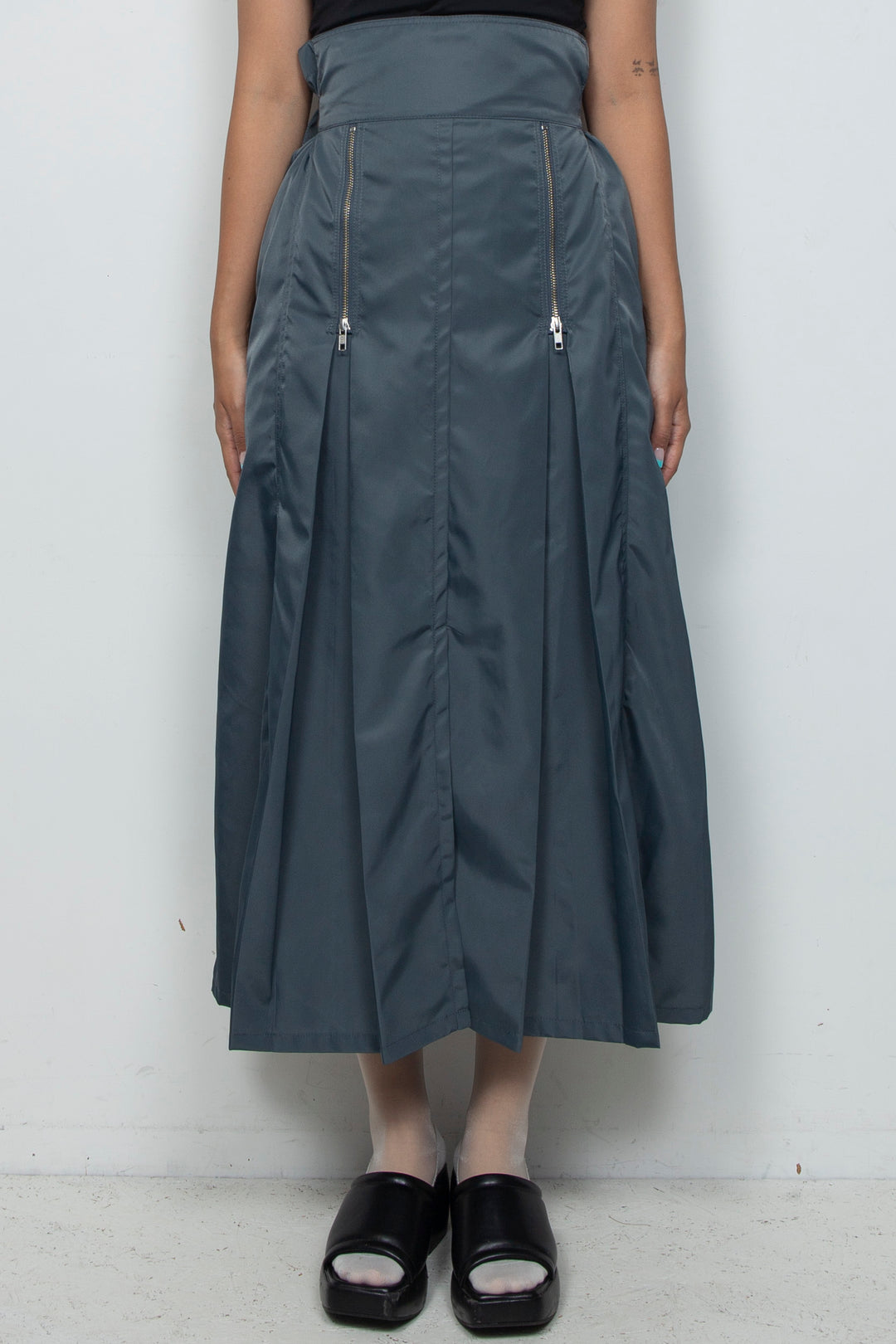 260208 SKIRT GRAY