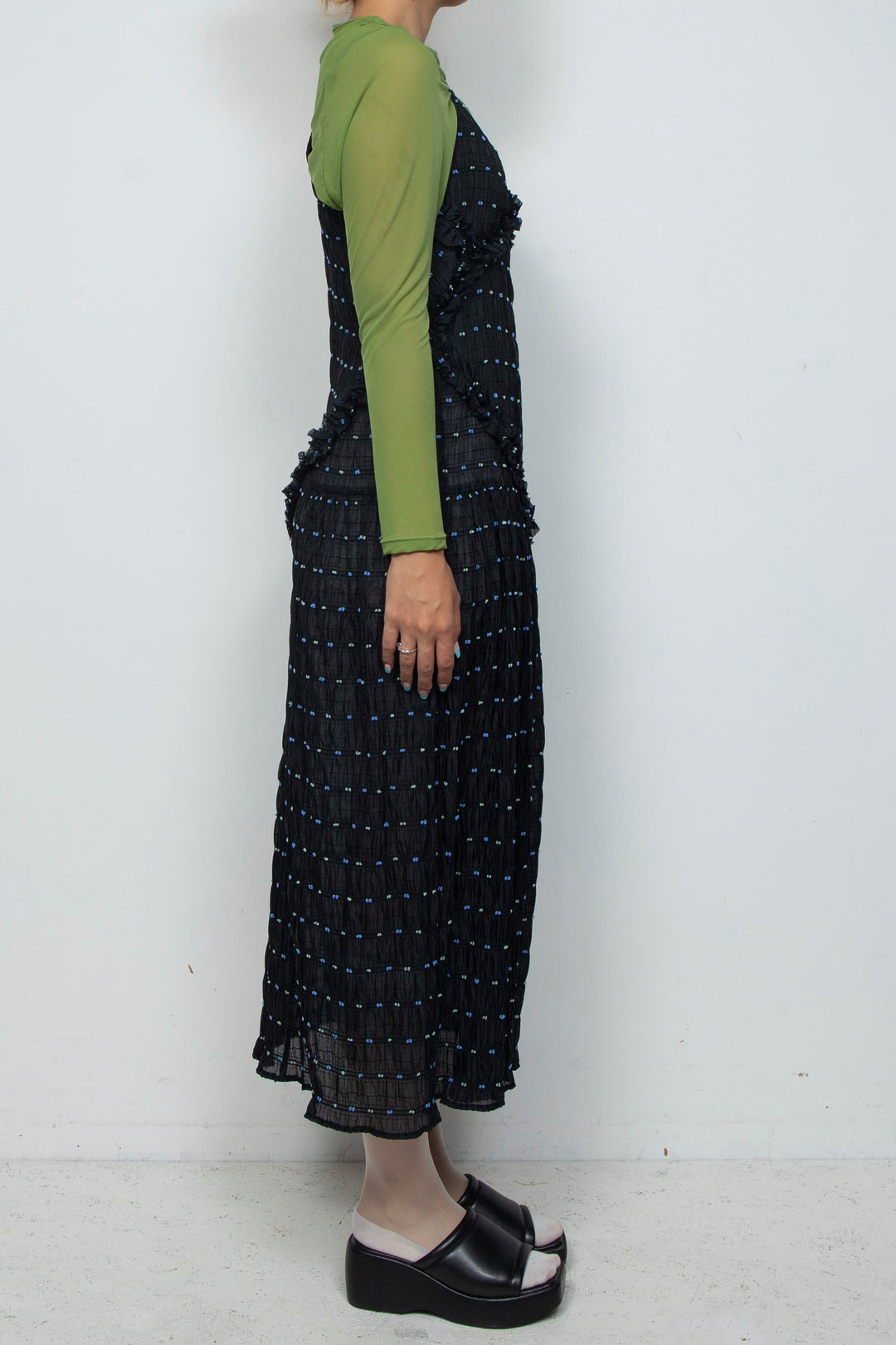GRNTO016 Black