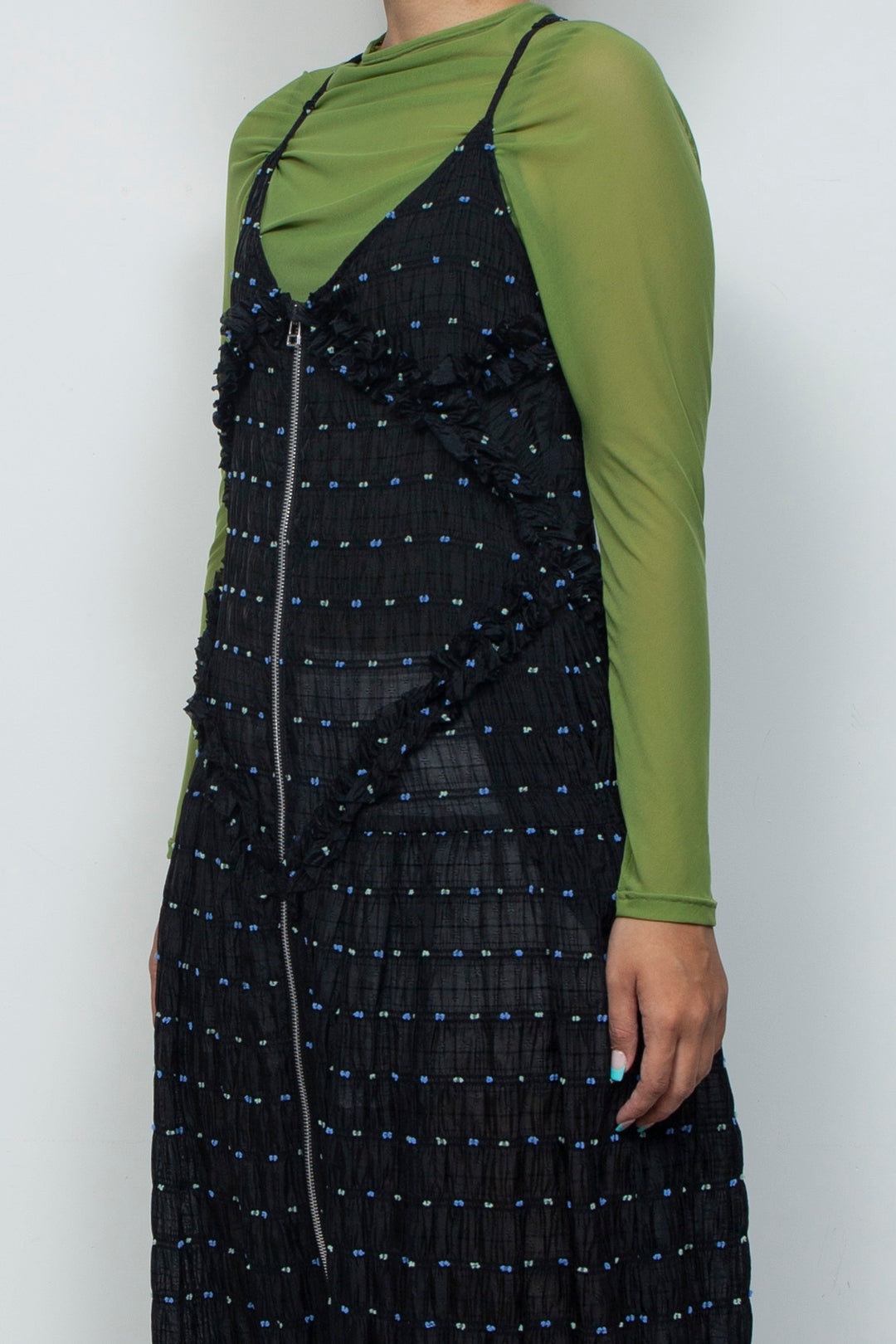 GRNTO016 Black