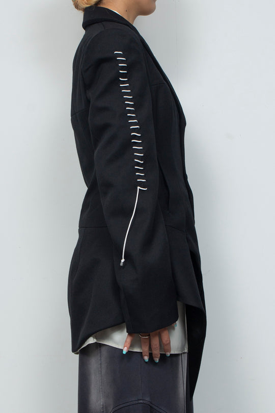 Peaked Flare Layered Jacket BLACK