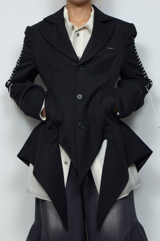 Peaked Flare Layered Jacket BLACK