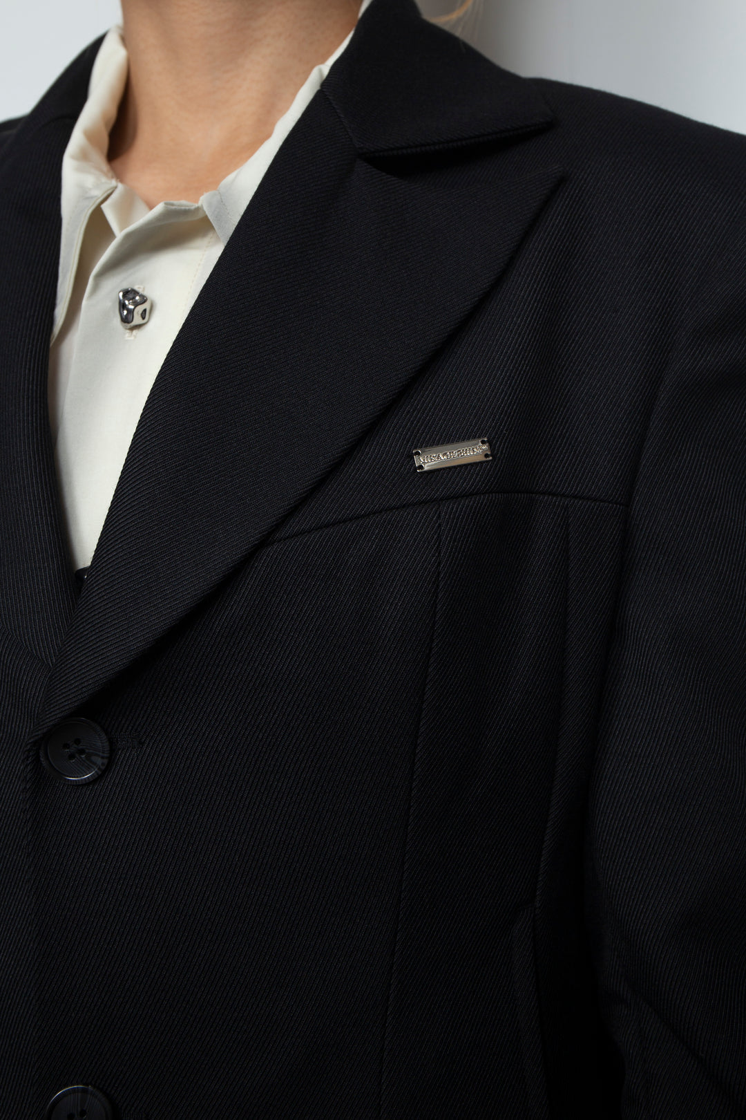 Peaked Flare Layered Jacket BLACK