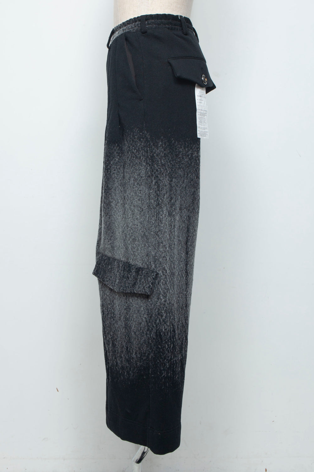 LB26AW-PT09-NDJ BLACK BASED