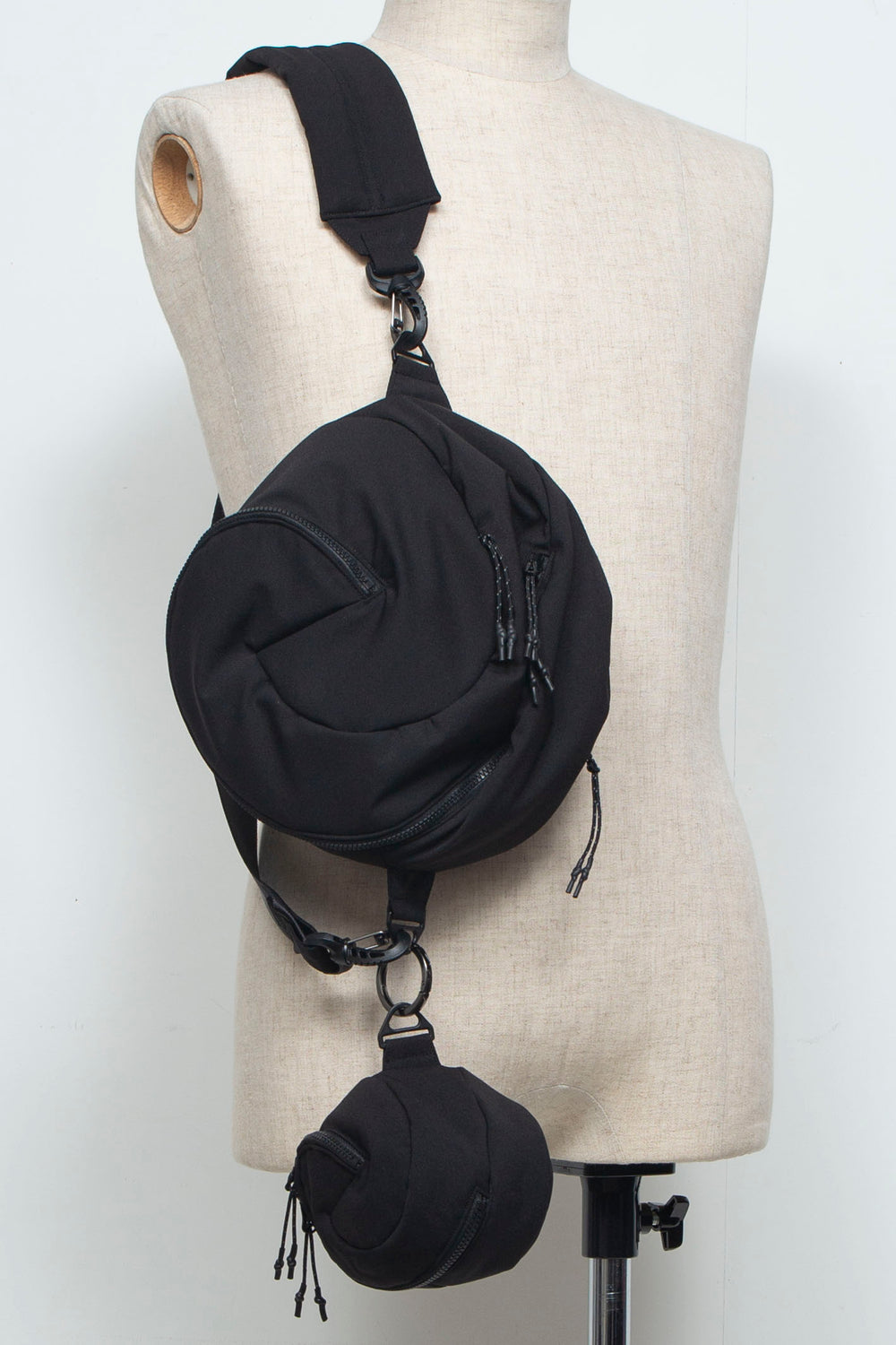 LB26AW-BAG01-BDS BLACK