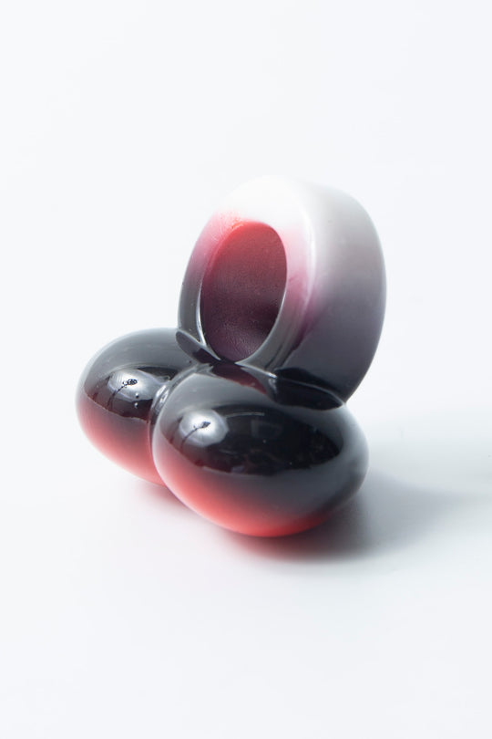 heart ring black × red 15