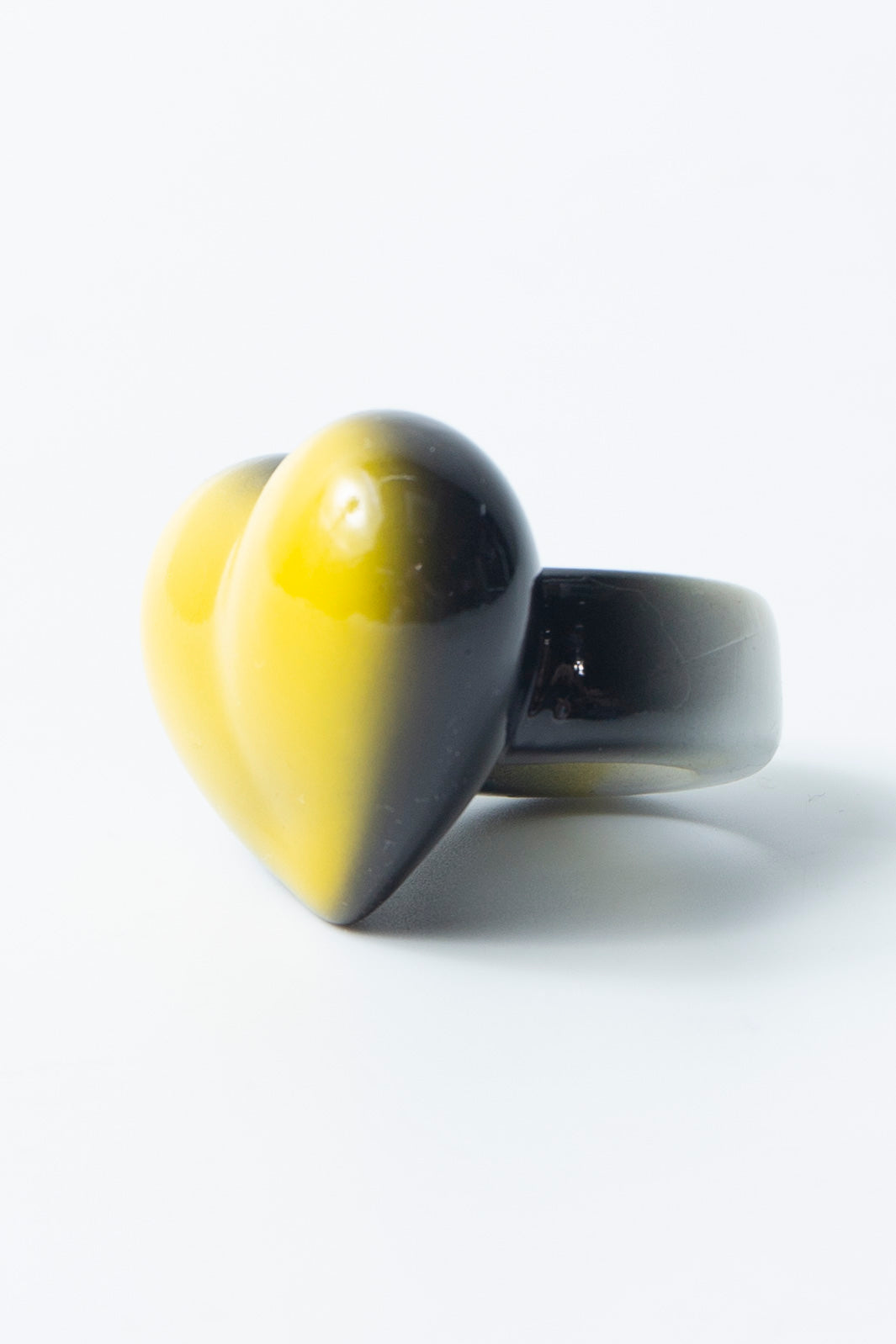 heart ring black × yellow 10