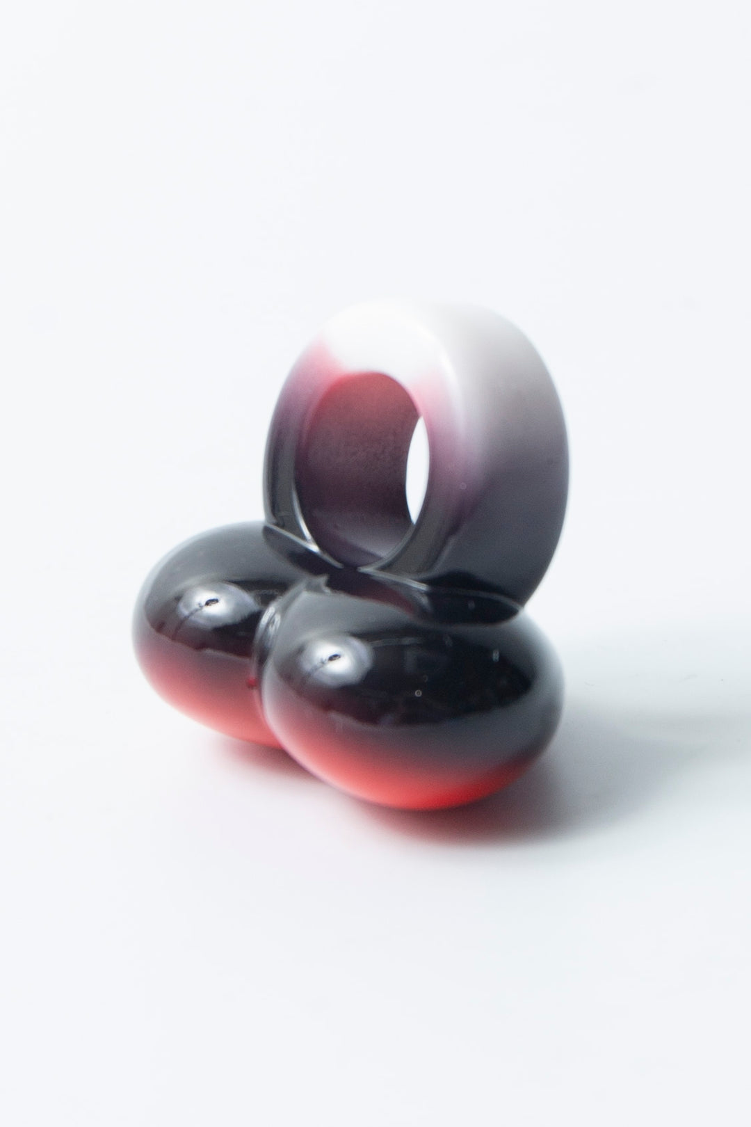 heart ring black × red 10