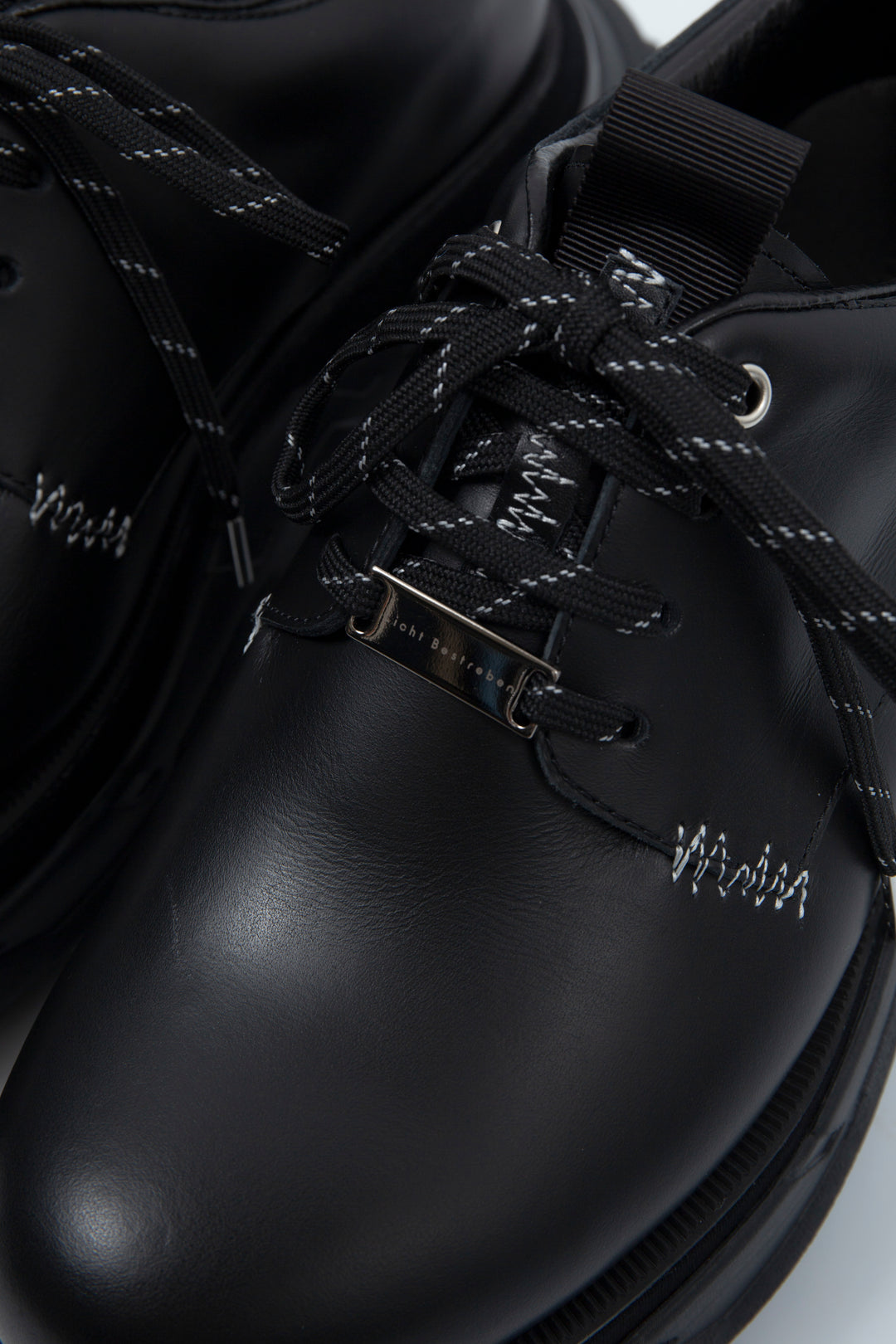 STITCH WORK DOCKING LEATHER SHOES