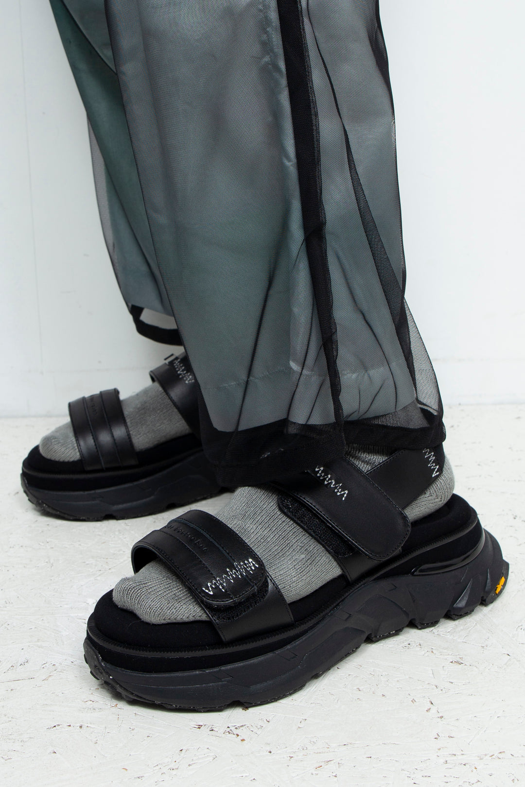 STITCH WORK DOCKING LEATHER SANDALS