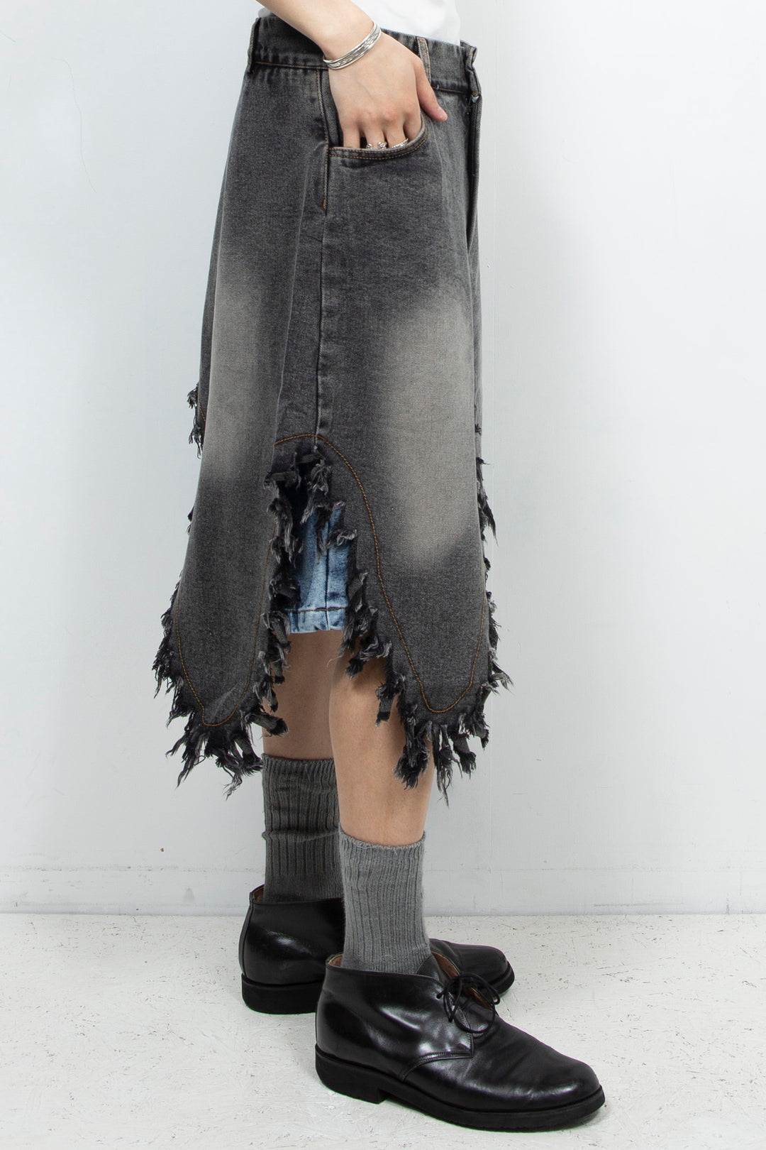 Grey denim double layered shorts
