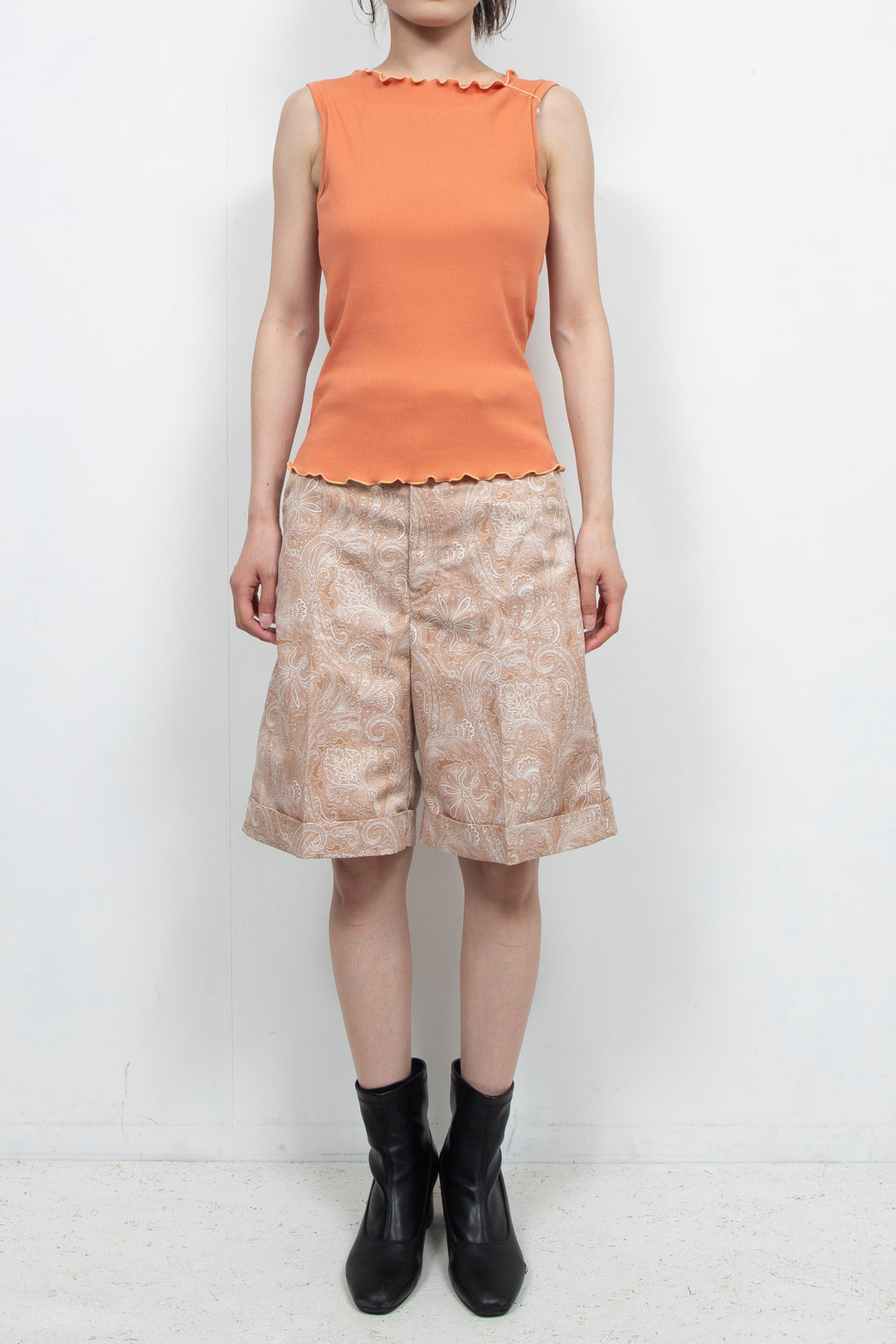 Paisley-print mini pocket shorts Beige