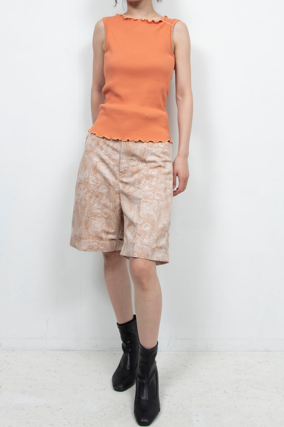 Paisley-print mini pocket shorts Beige