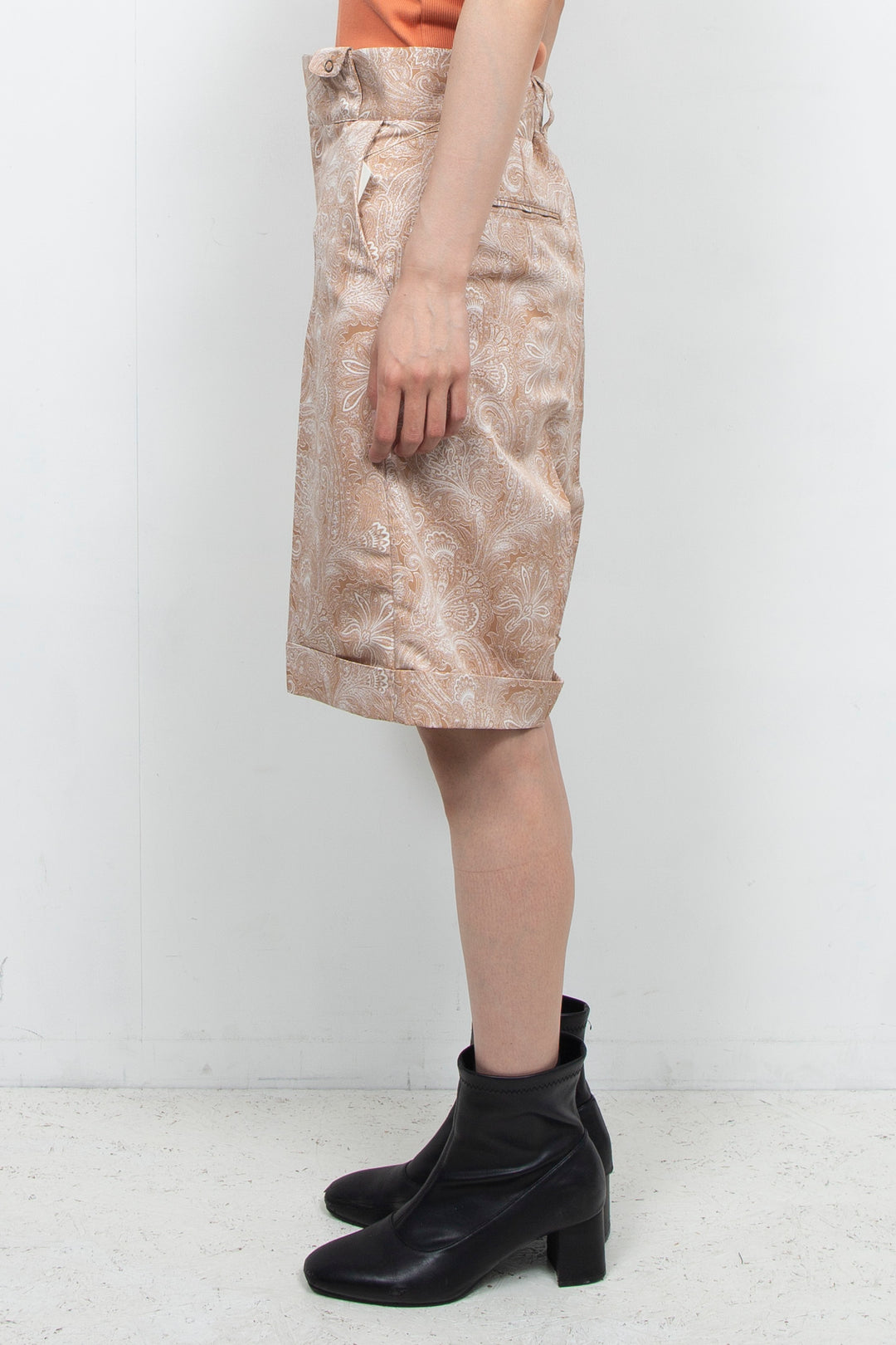 Paisley-print mini pocket shorts Beige