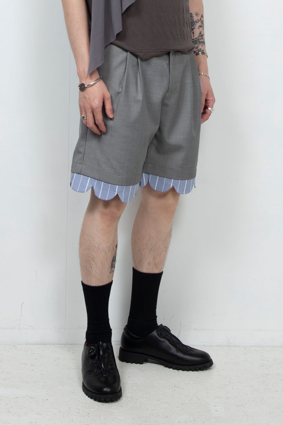 Light grey casual shorts