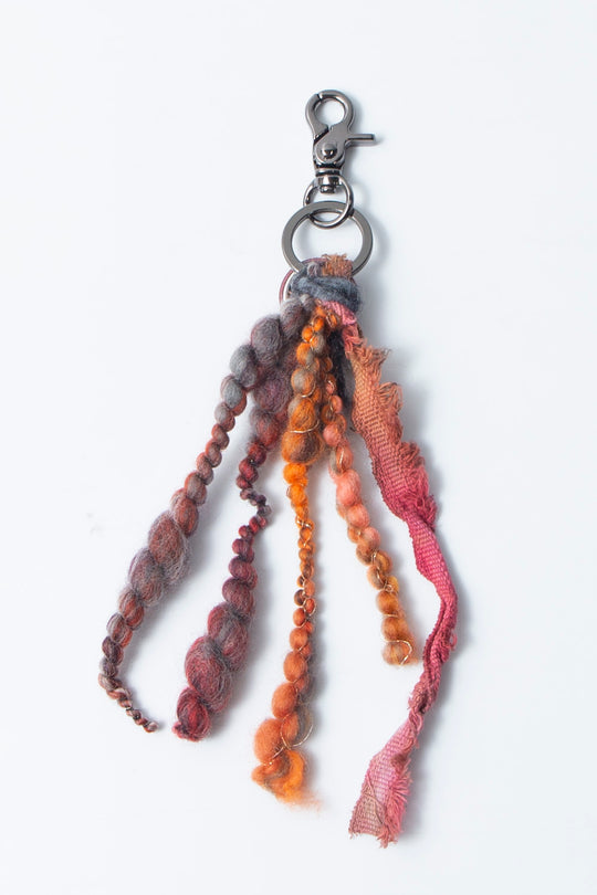 TΣist YARN KEY RING